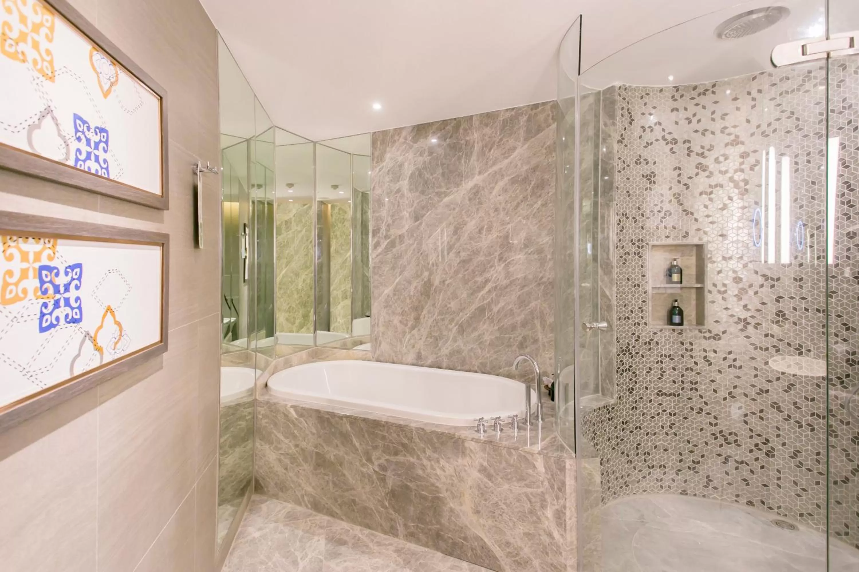 Photo of the whole room in Centara Grand At CentralWorld