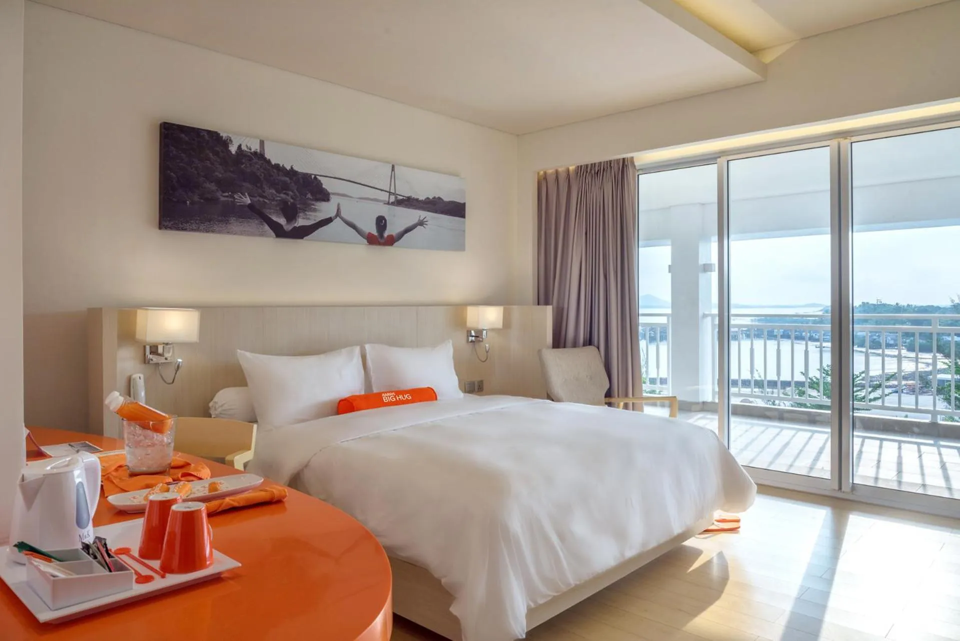 Photo of the whole room, Bed in HARRIS Resort Barelang Batam