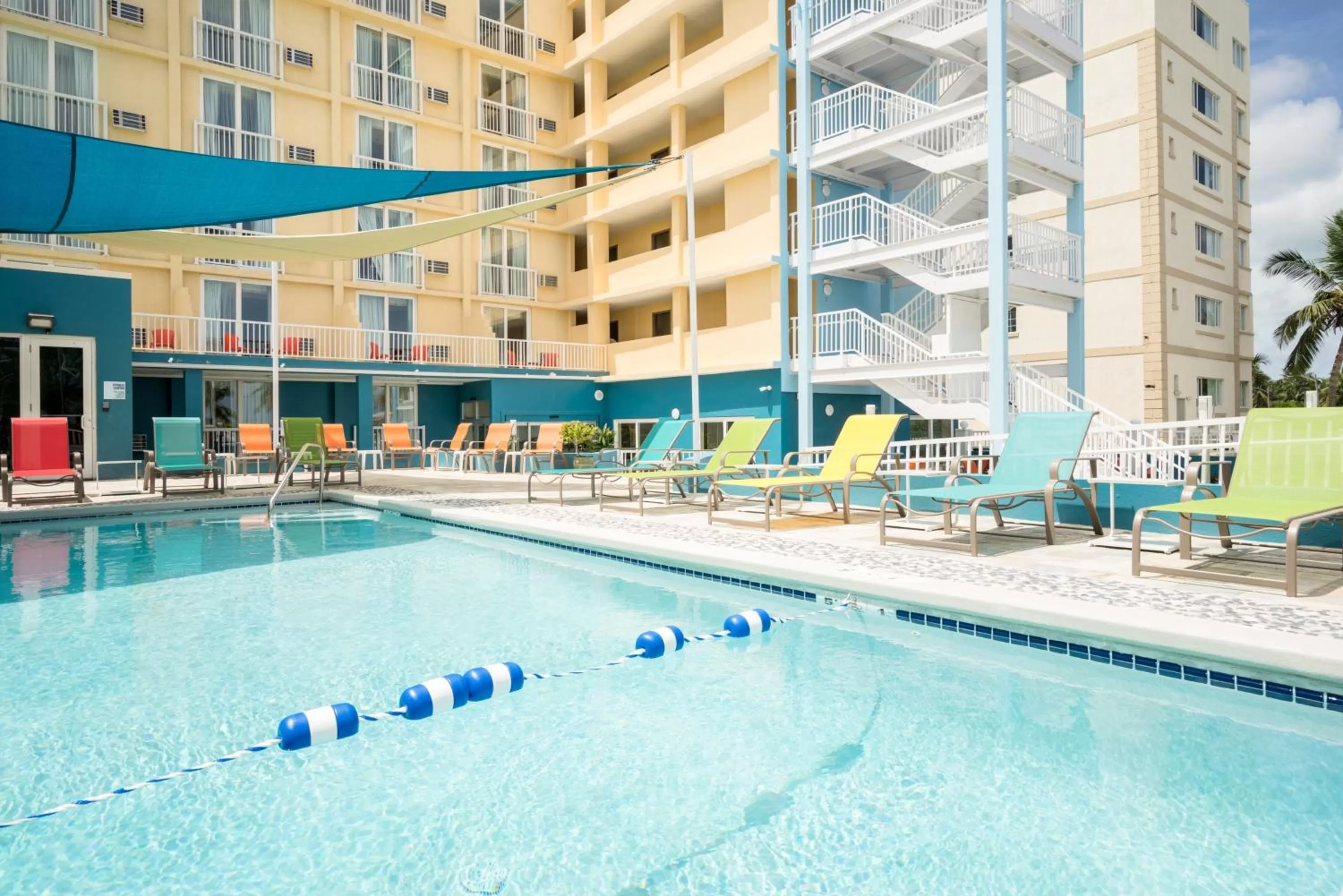 Swimming pool in Holiday Inn Express & Suites Nassau by IHG