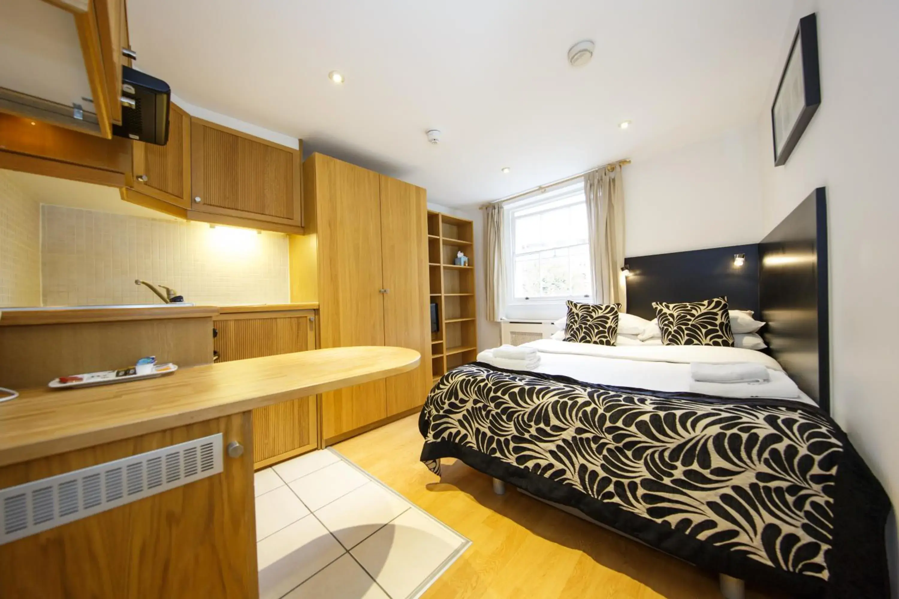 Standard Studio in Studios2Let Standard Studio in Studios2Let