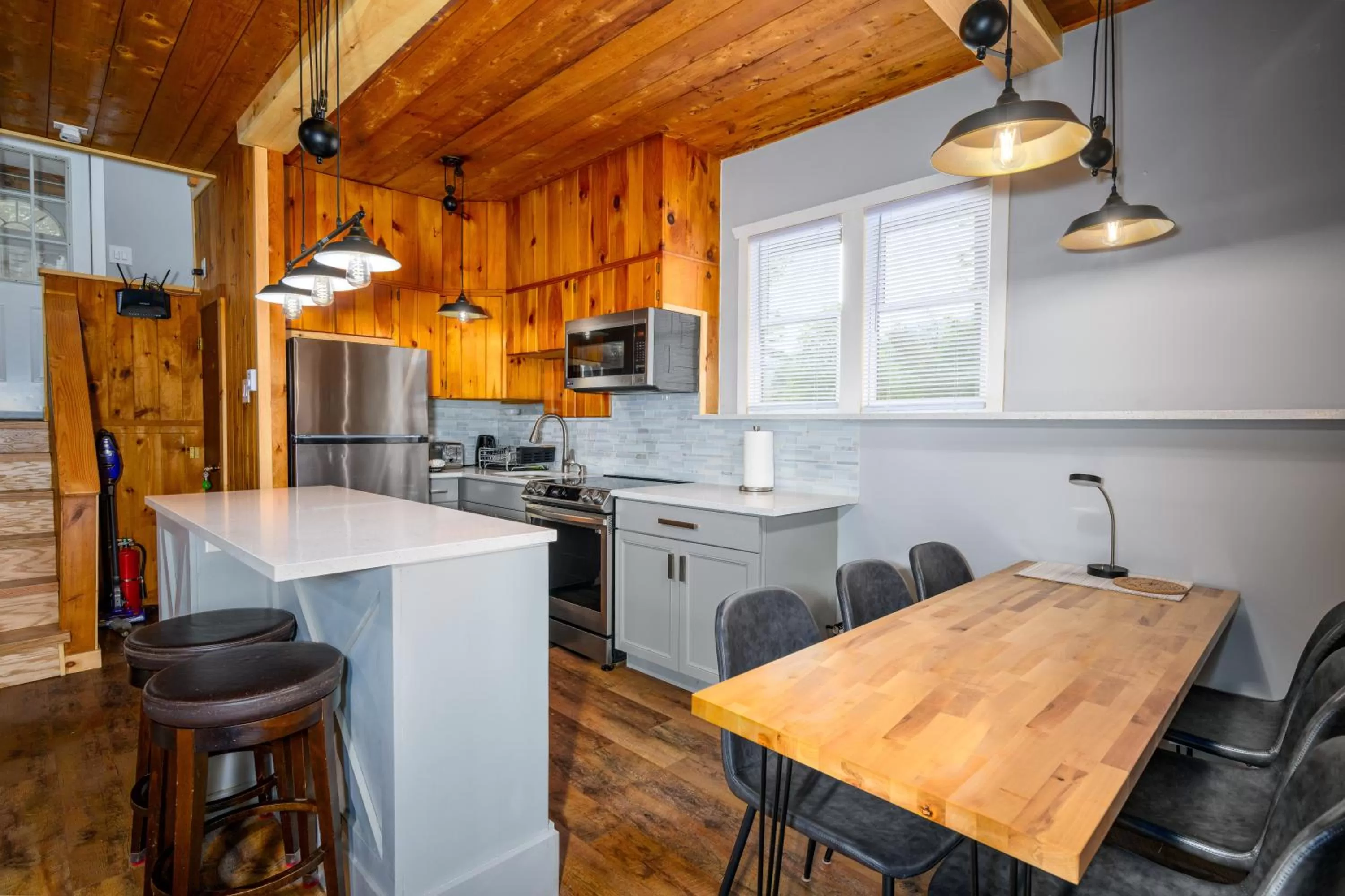 Mountain Treasure Bed and Breakfast