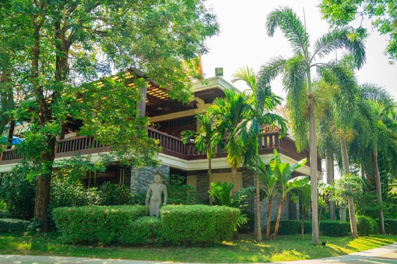 Restaurant/places to eat, Property Building in Try Palace Resort-Kep