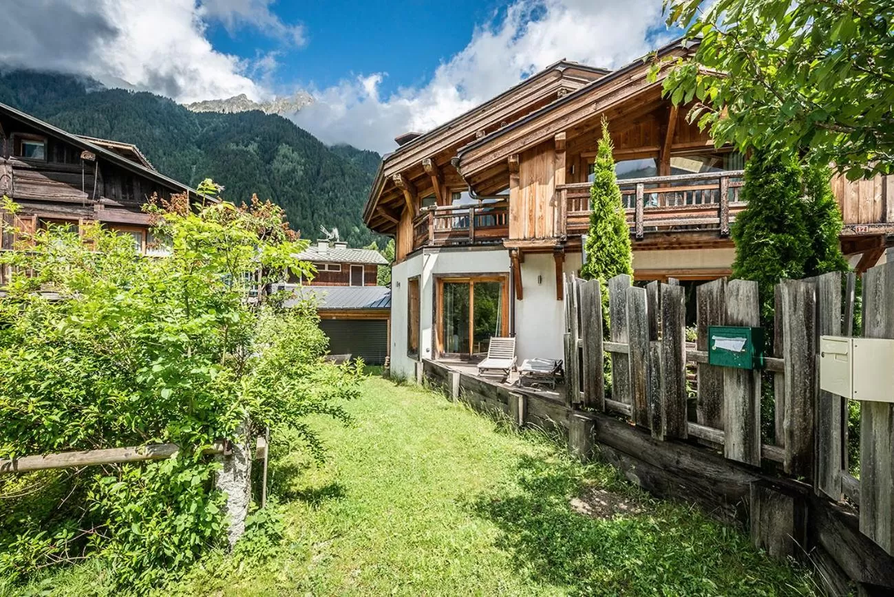 Eden Hotel, Apartments and Chalet Chamonix Les Praz