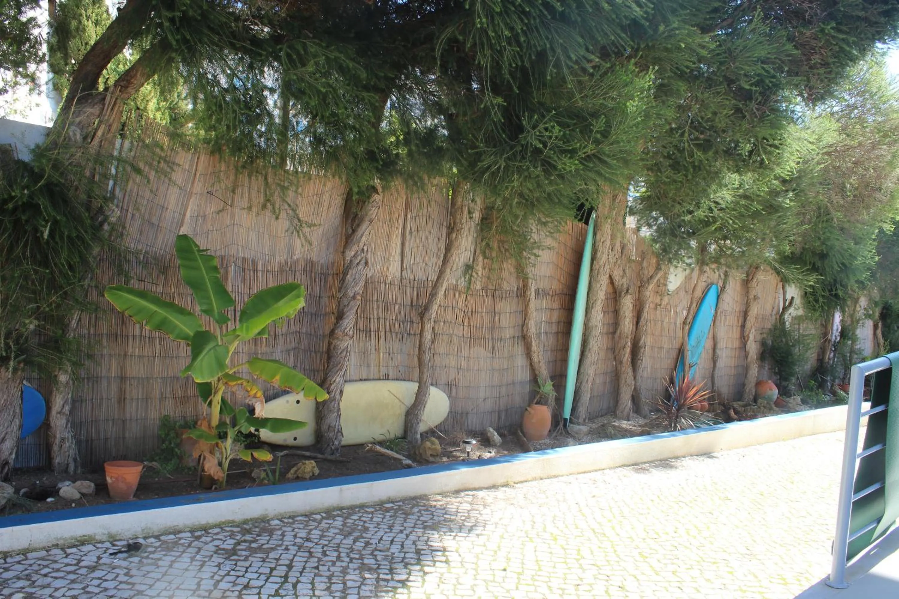 Garden in Ericeira Chill Hill Hostel & Private Rooms