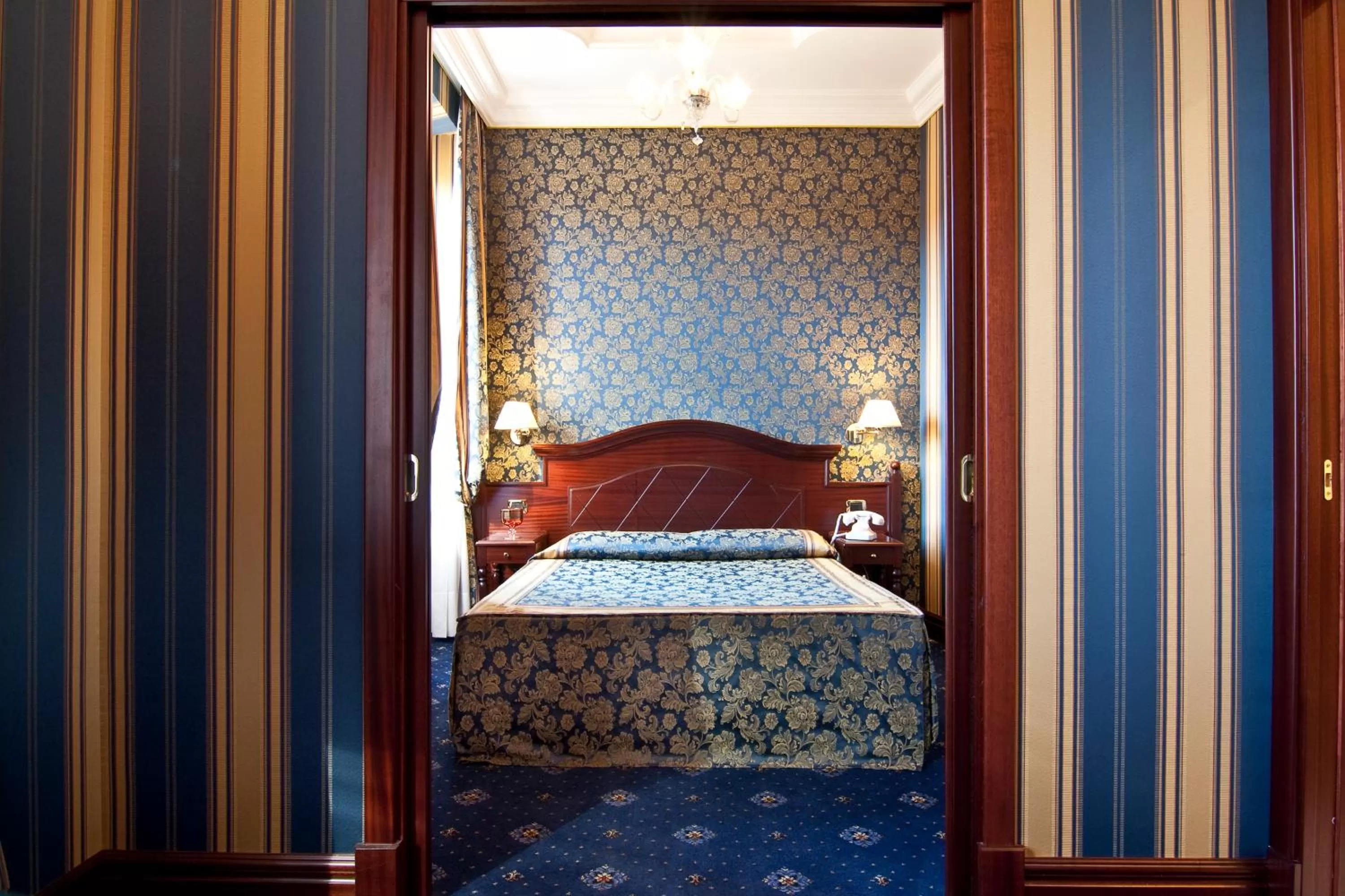 Bedroom, Bed in Hotel Best Roma