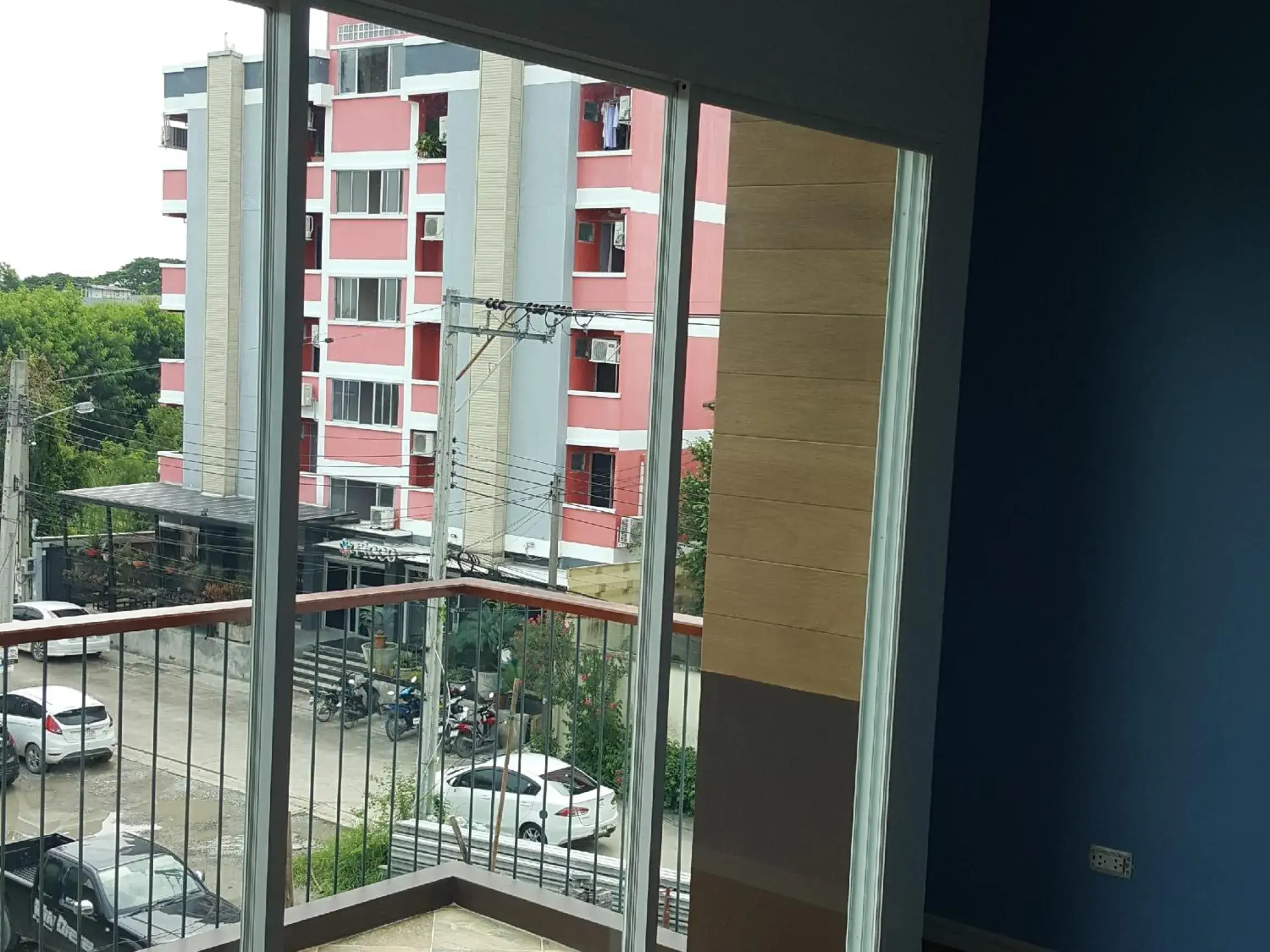 Ricco Suvarnabhumi Ricco Suvarnabhumi