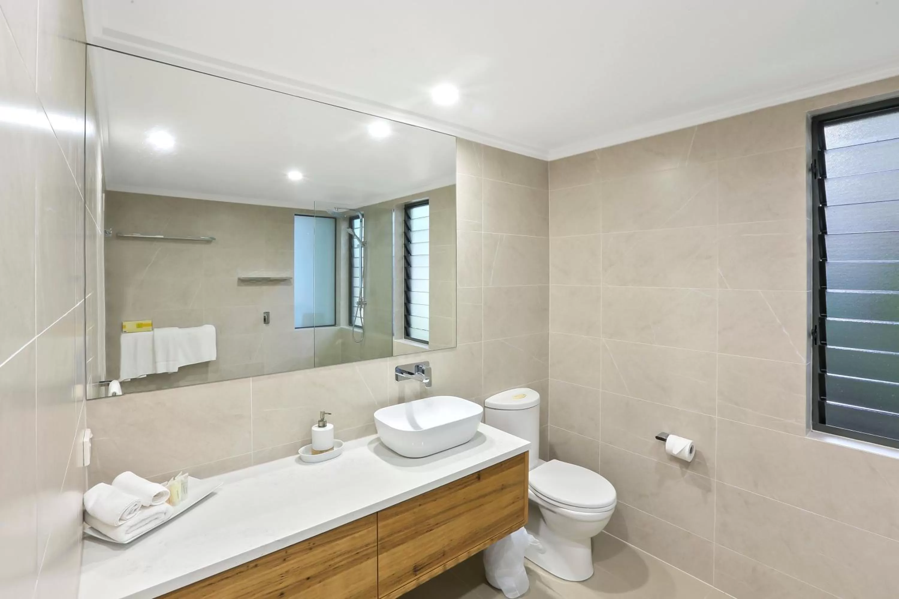 Bathroom in Sea Point on Trinity Beach