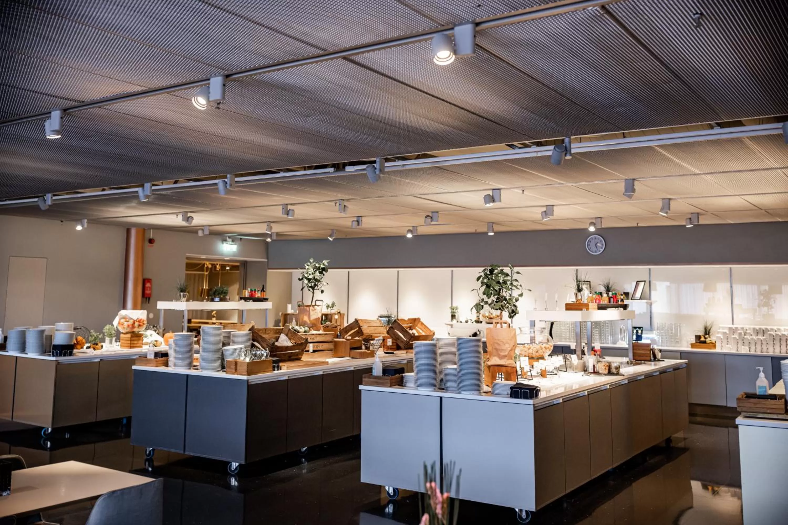 Breakfast in Quality Hotel Globe