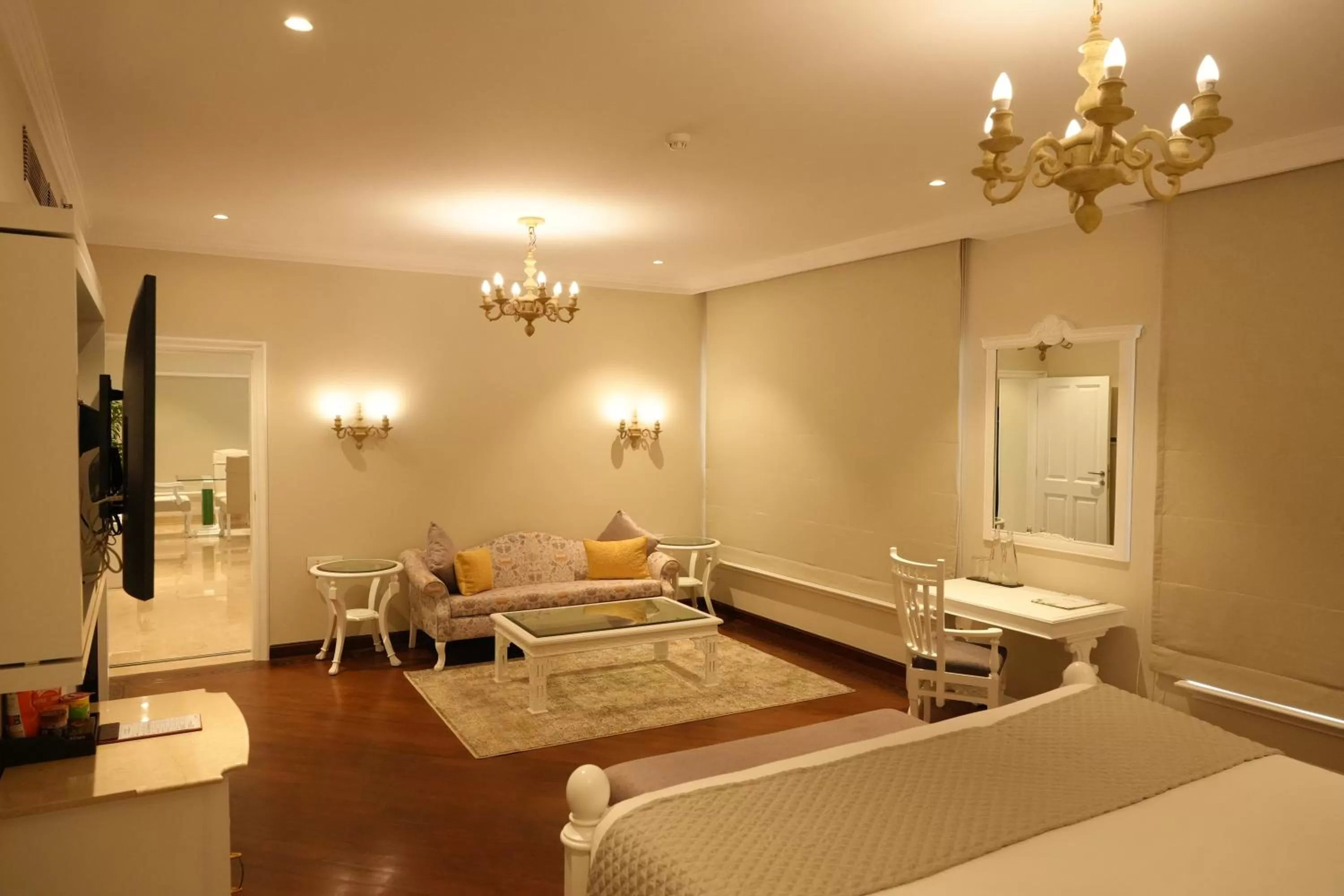 Bedroom in Sun-n-Sand Shirdi