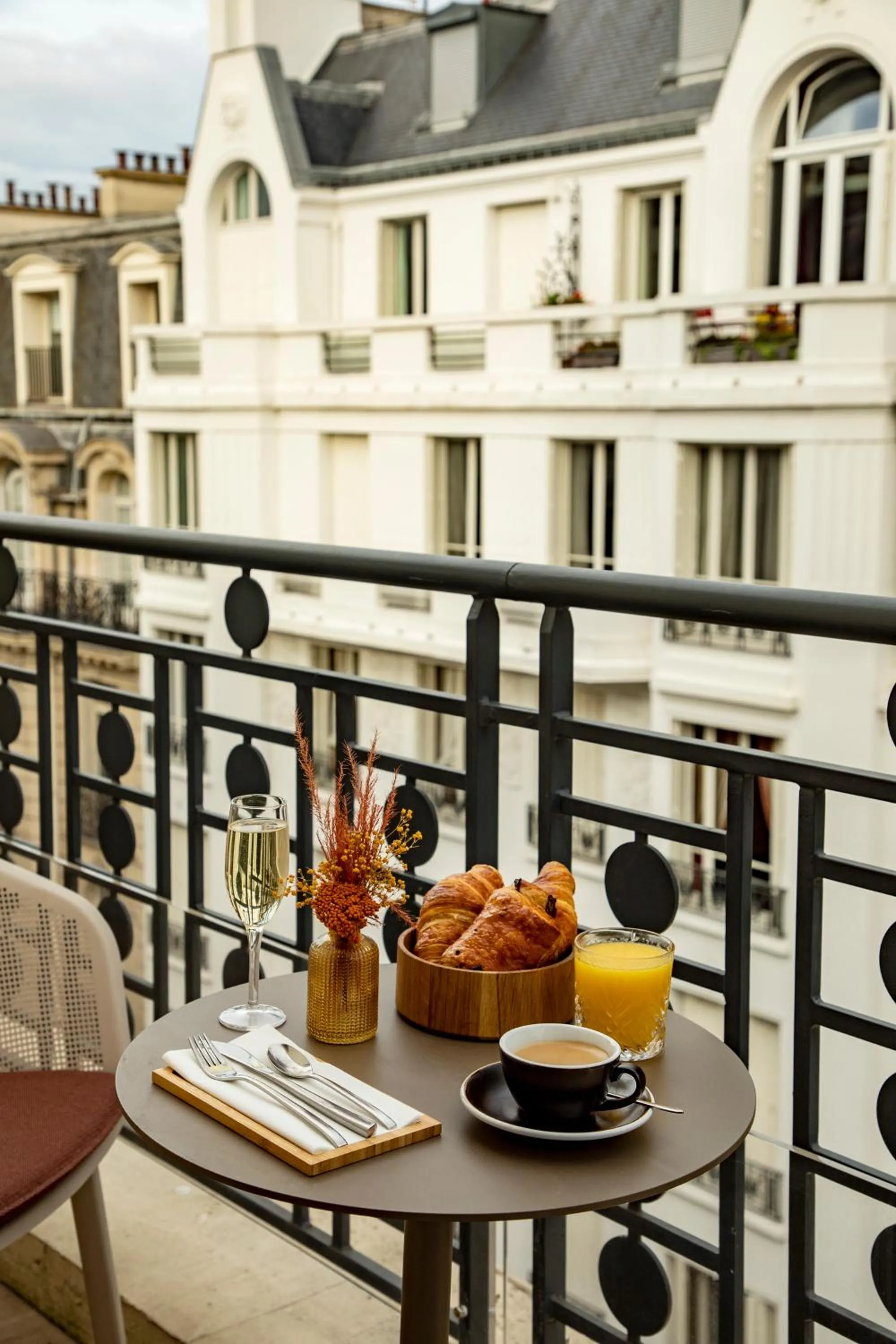 Balcony/Terrace in Villa Marquis a Member of Melia Collection Tour Eiffel
