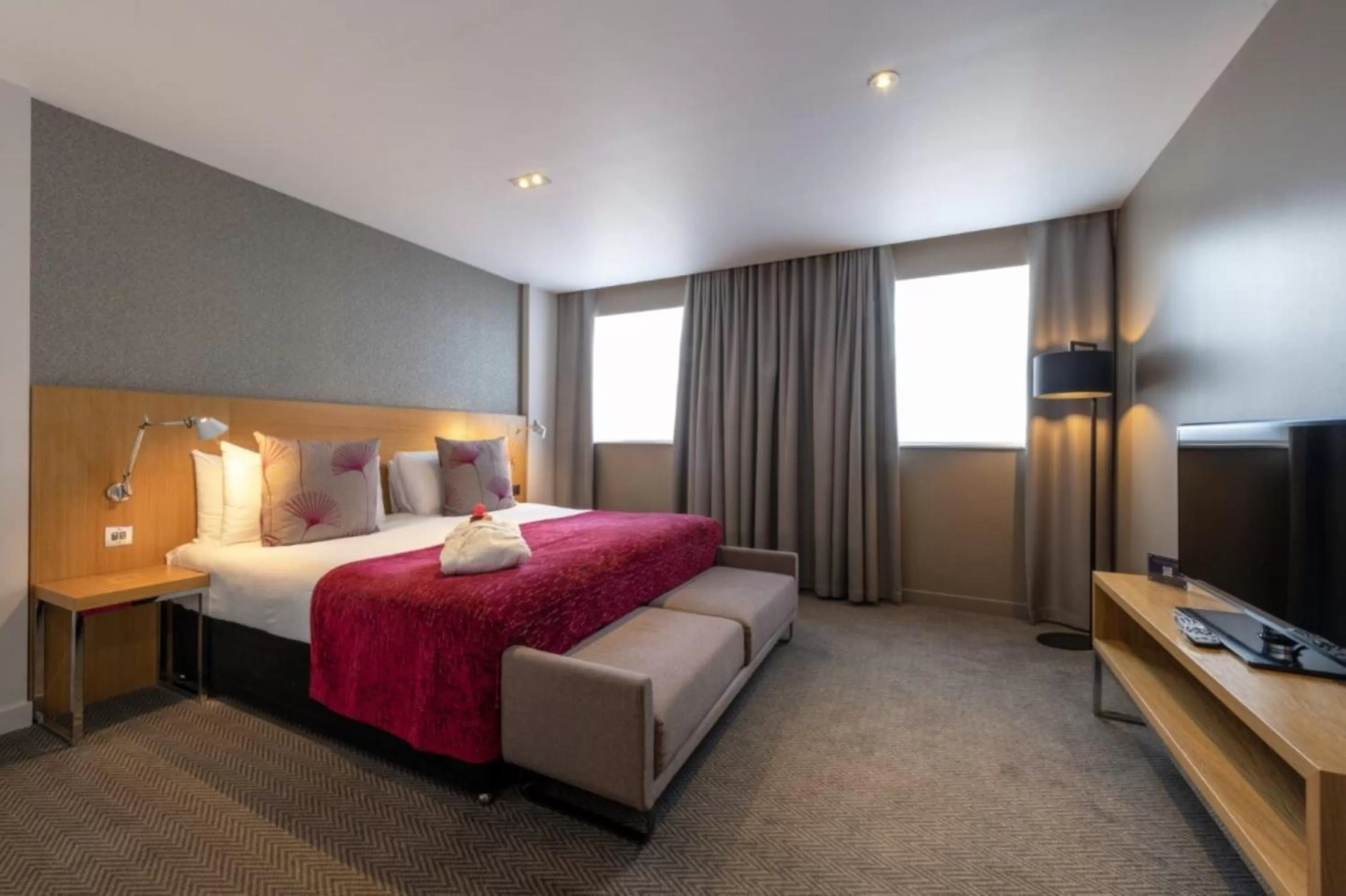 Bed in Apex Temple Court Hotel