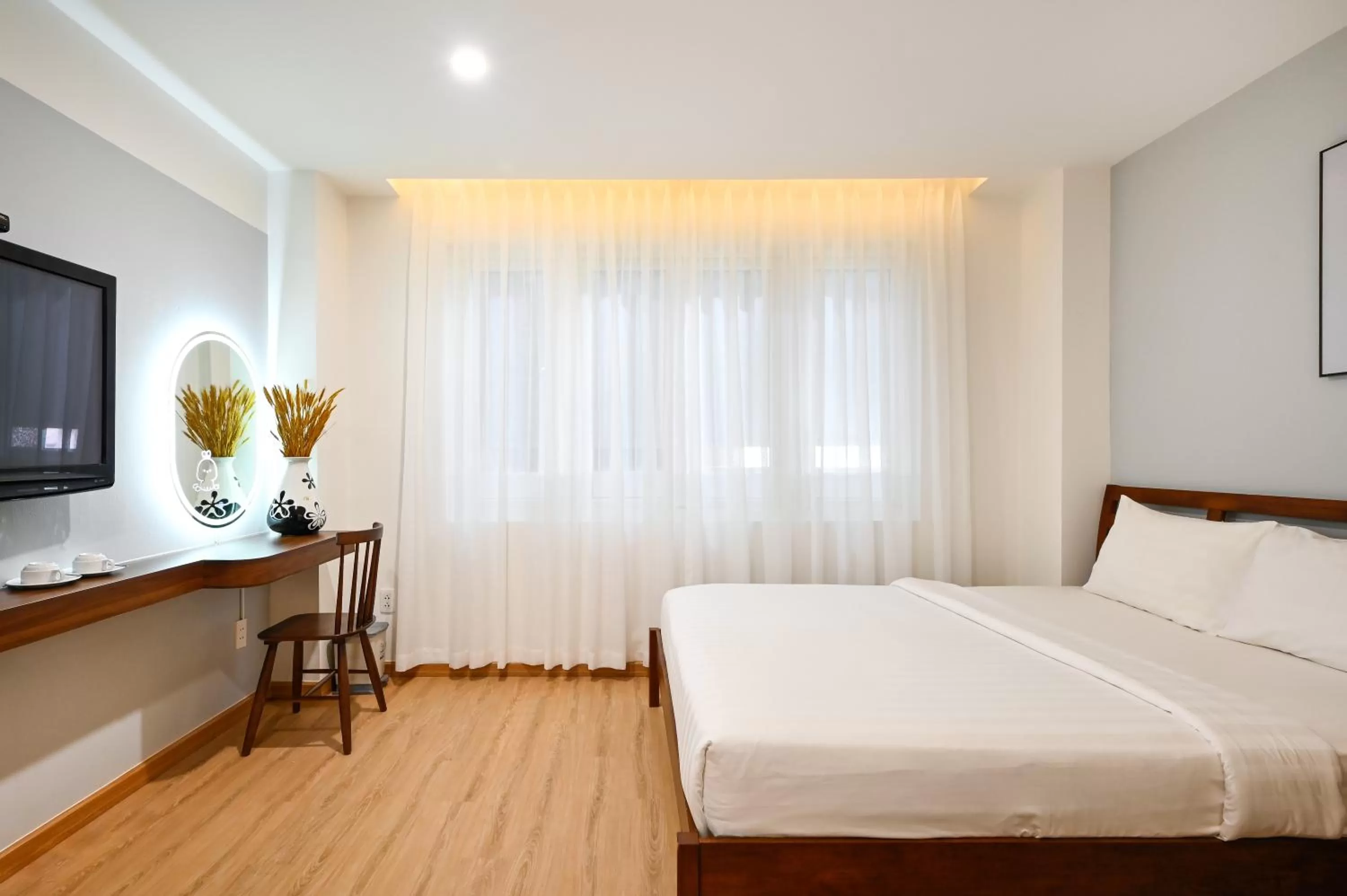 Bed in Pearl Central Hotel- Near Nguyen Hue street