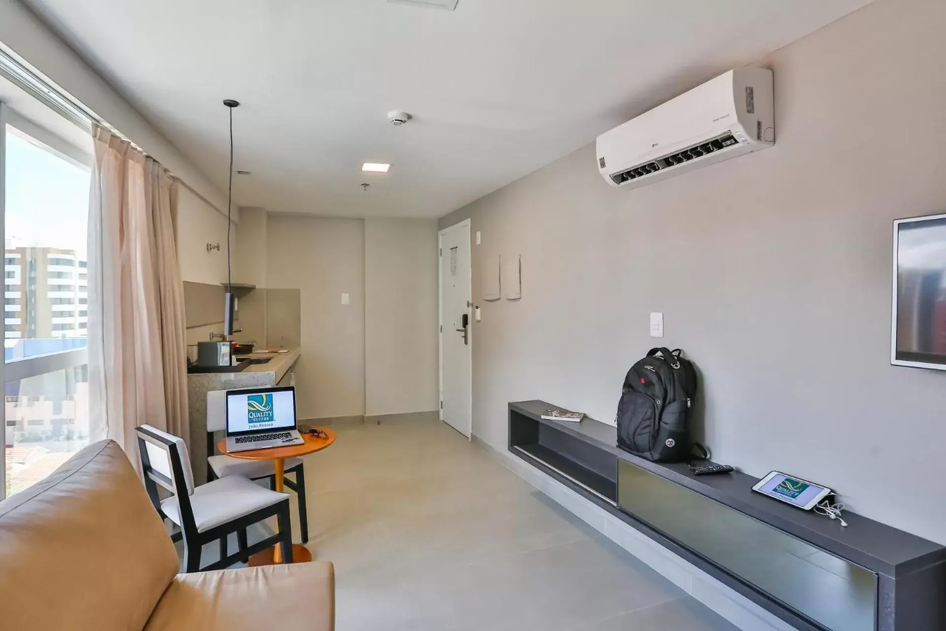 Queen Room - single occupancy - Disability Access in Quality Suítes João Pessoa Queen Room - single occupancy - Disability Access in Quality Suítes João Pessoa