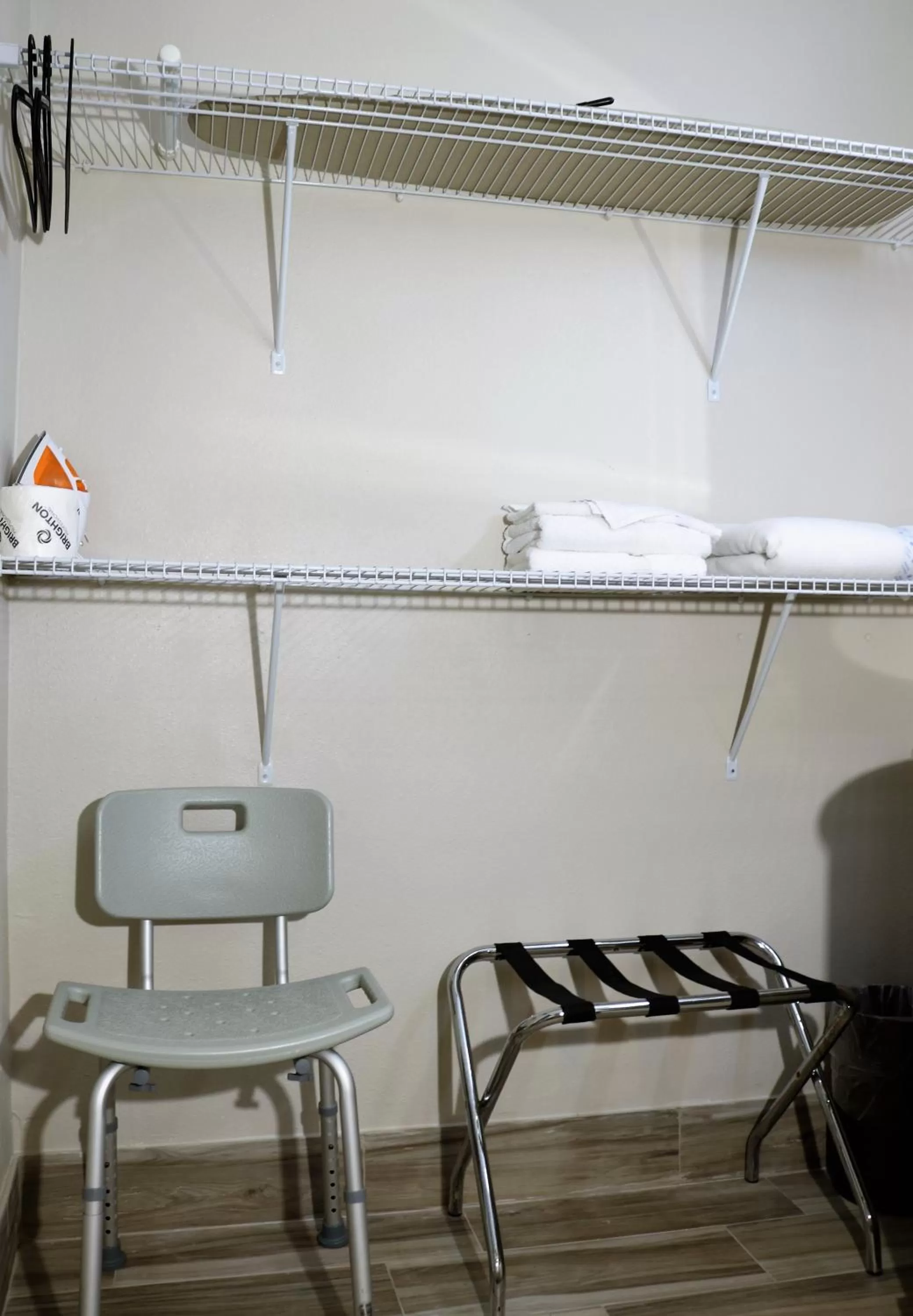 Toilet in Monte Carlo Inn- Near Disney