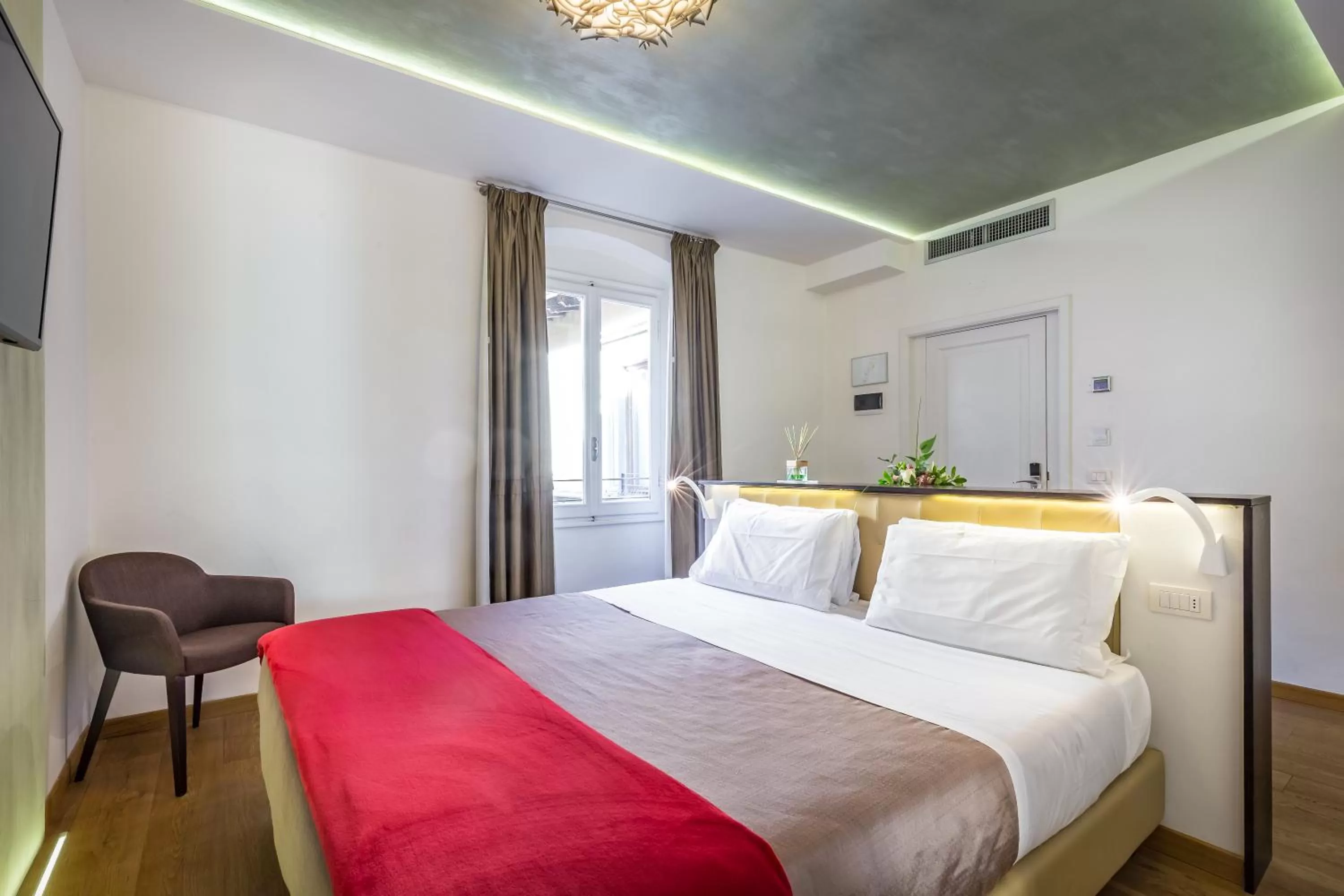 Bedroom, Bed in Hotel La Scaletta al Ponte Vecchio