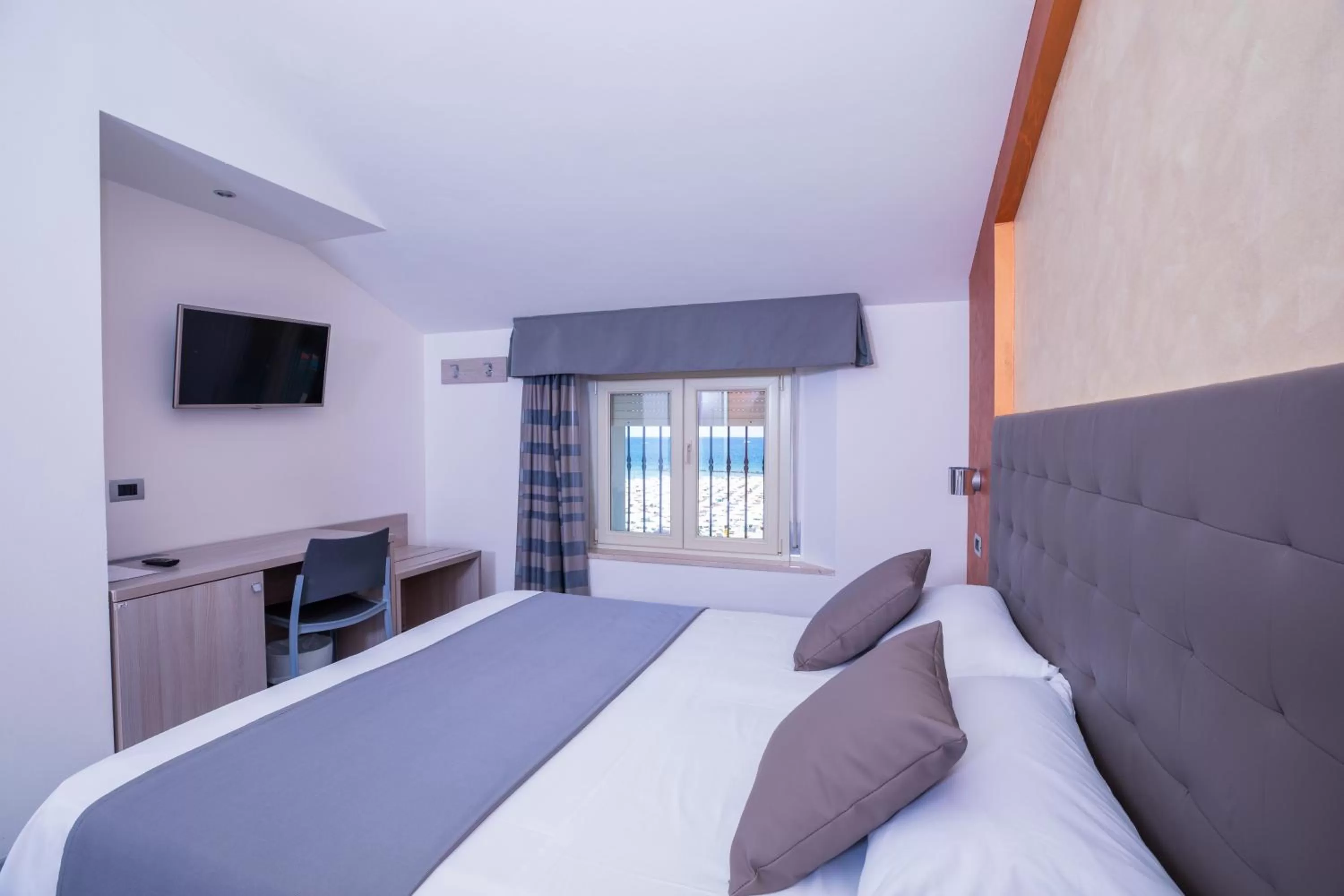 Bed in Hotel Gabbiano