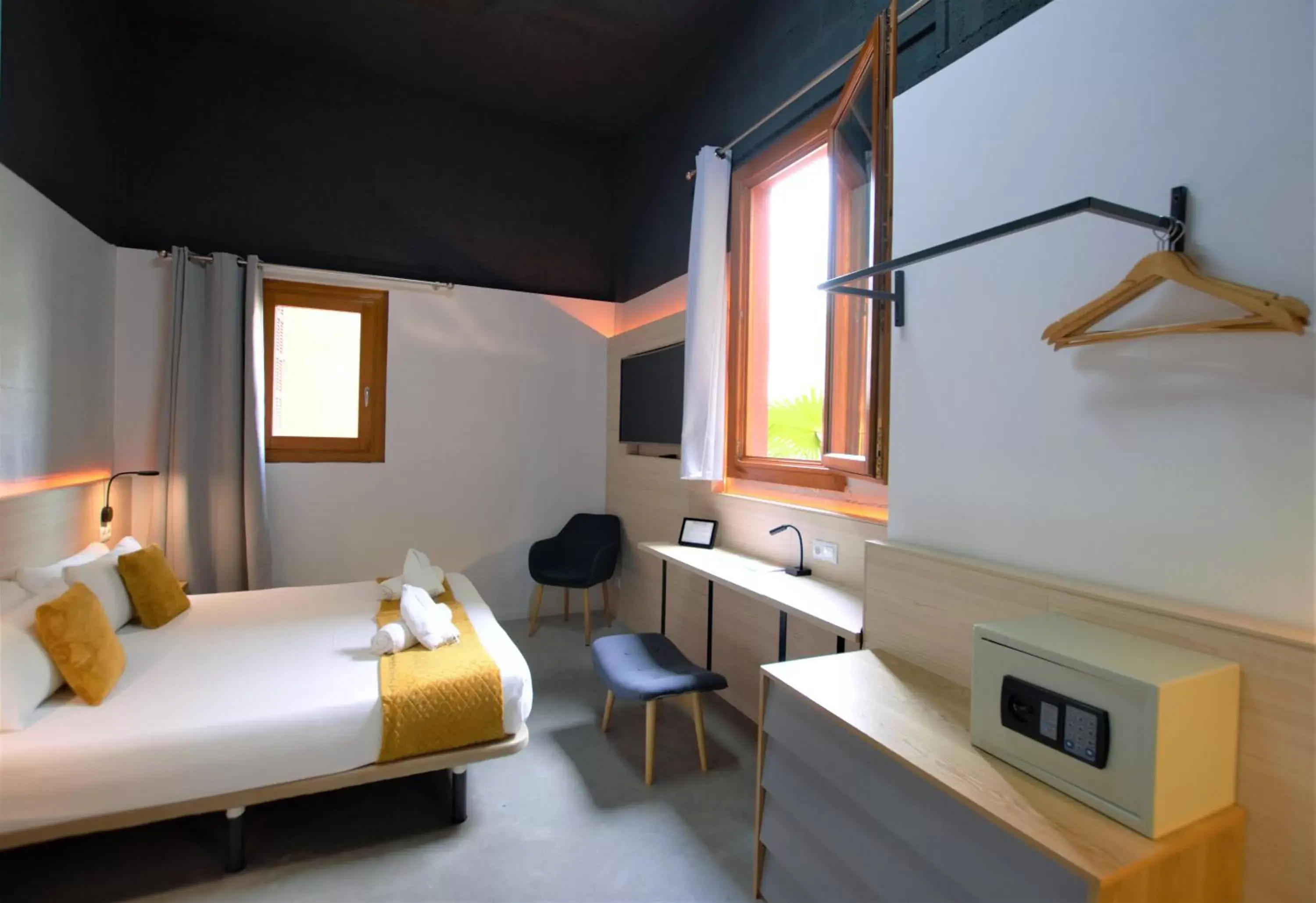 Superior Double or Twin Room in Brick Palma - Turismo de Interior Superior Double or Twin Room in Brick Palma - Turismo de Interior