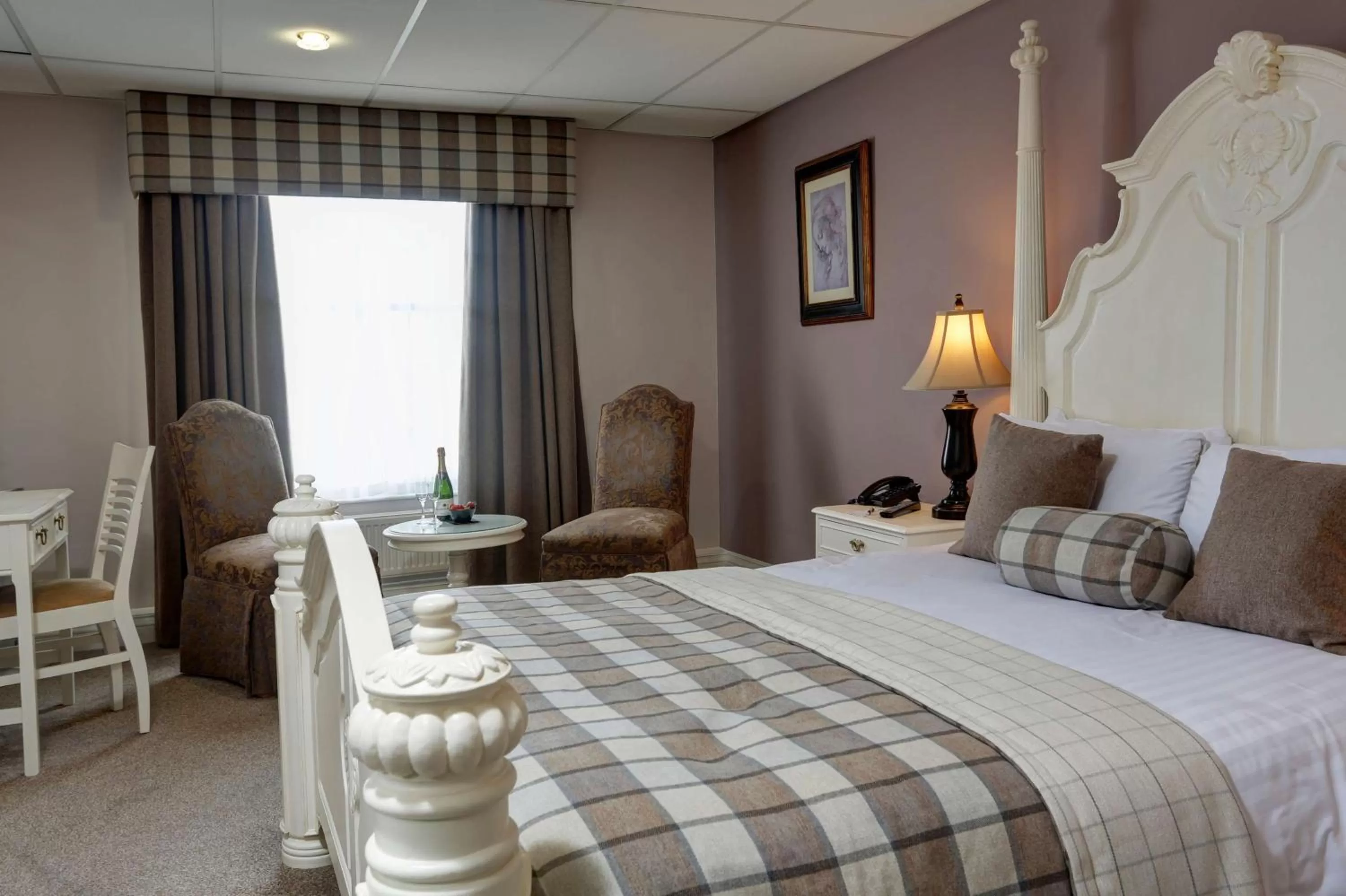 Photo of the whole room, Bed in Best Western Plus West Retford Hotel