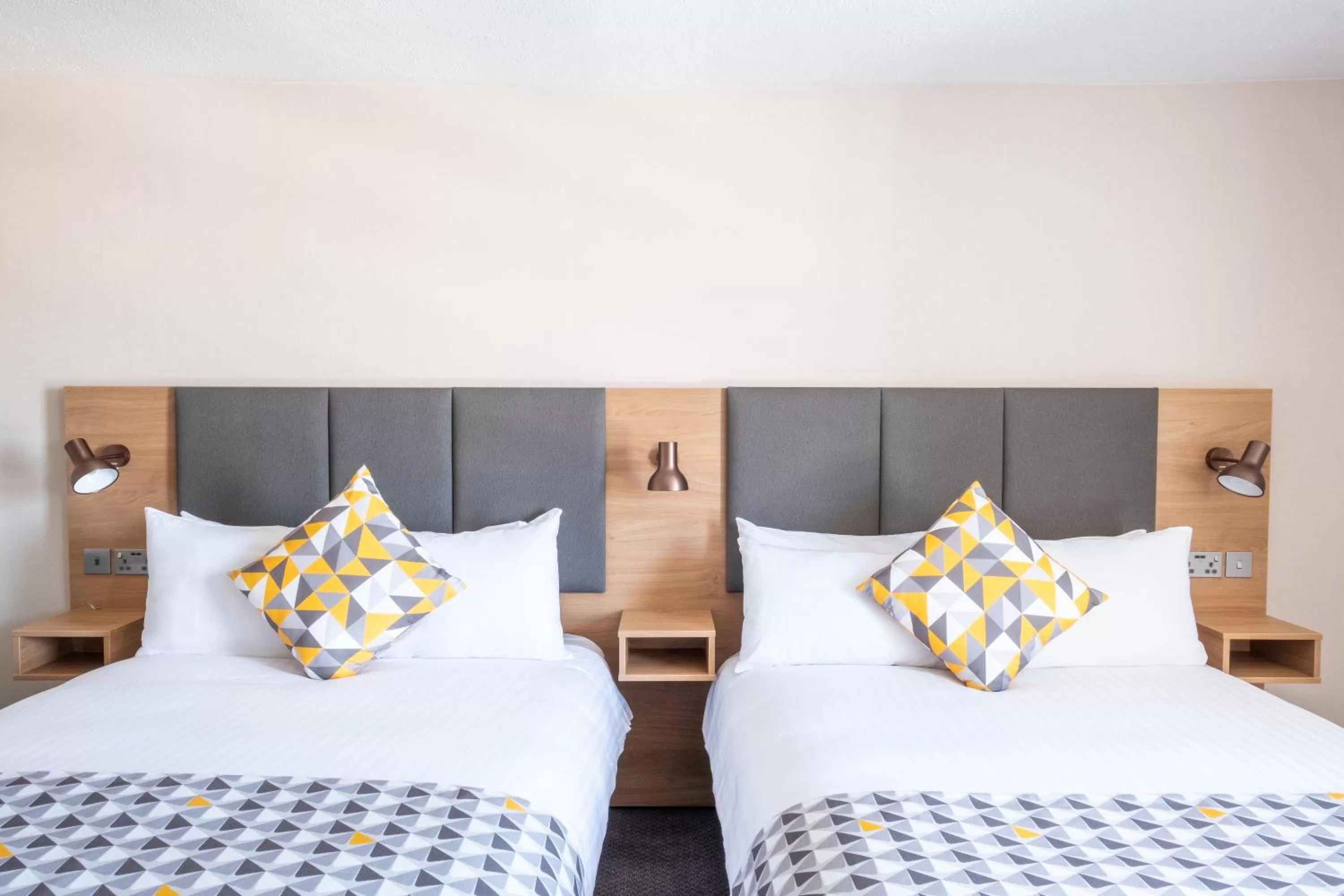 Photo of the whole room, Bed in Holiday Inn Leicester City by IHG