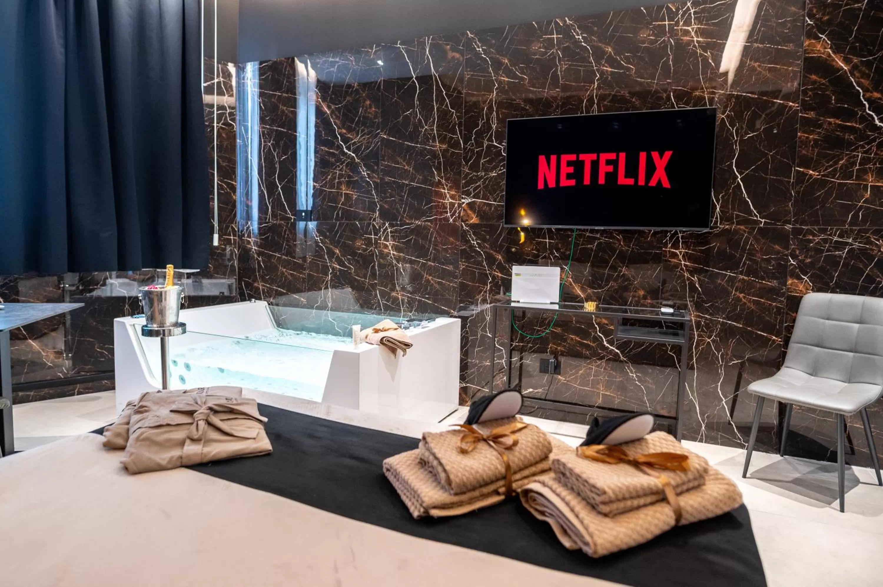 Bathroom in NUAR suite&spa