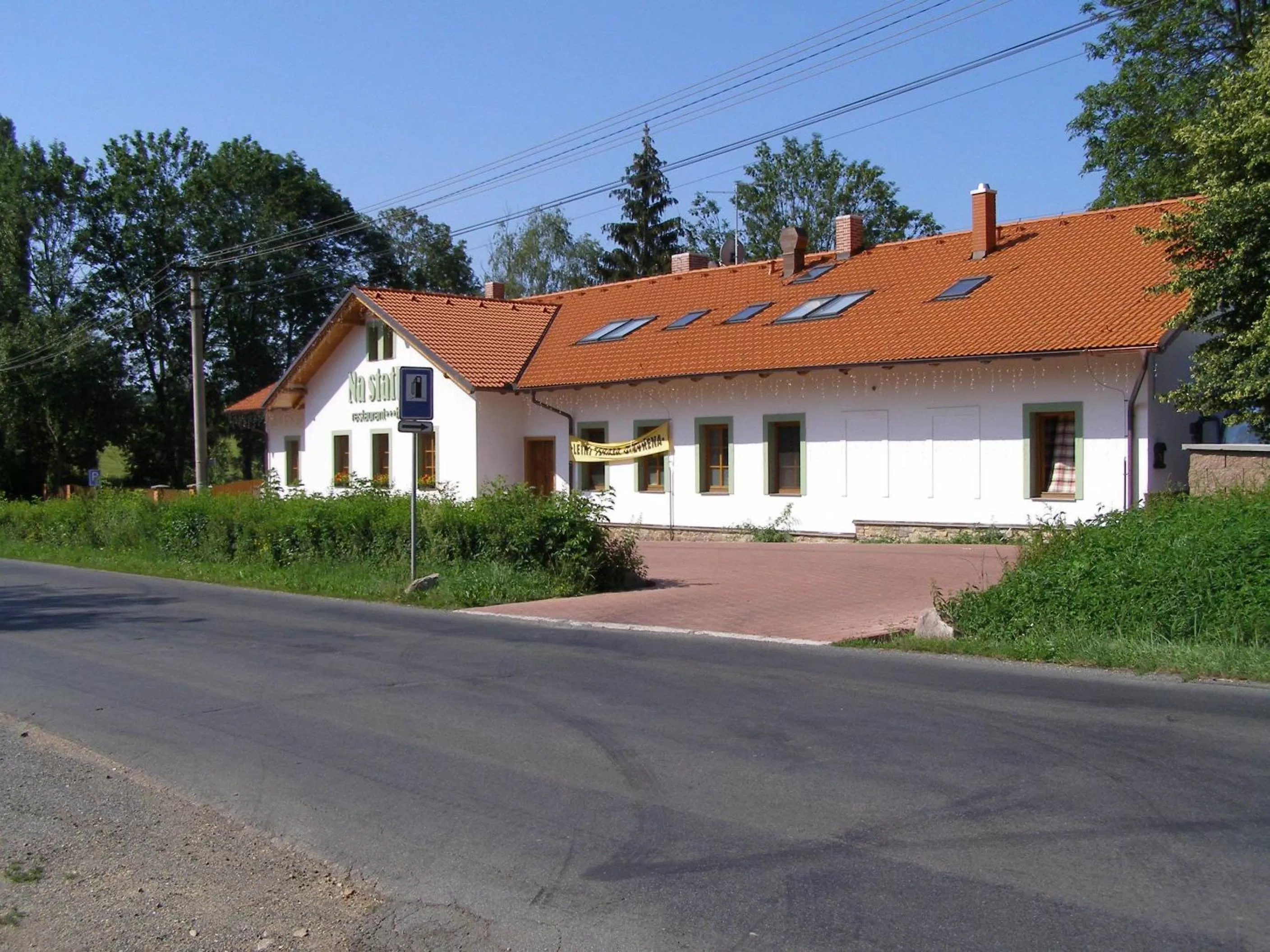 Facade/entrance in Hotel Na Statku Mirošov