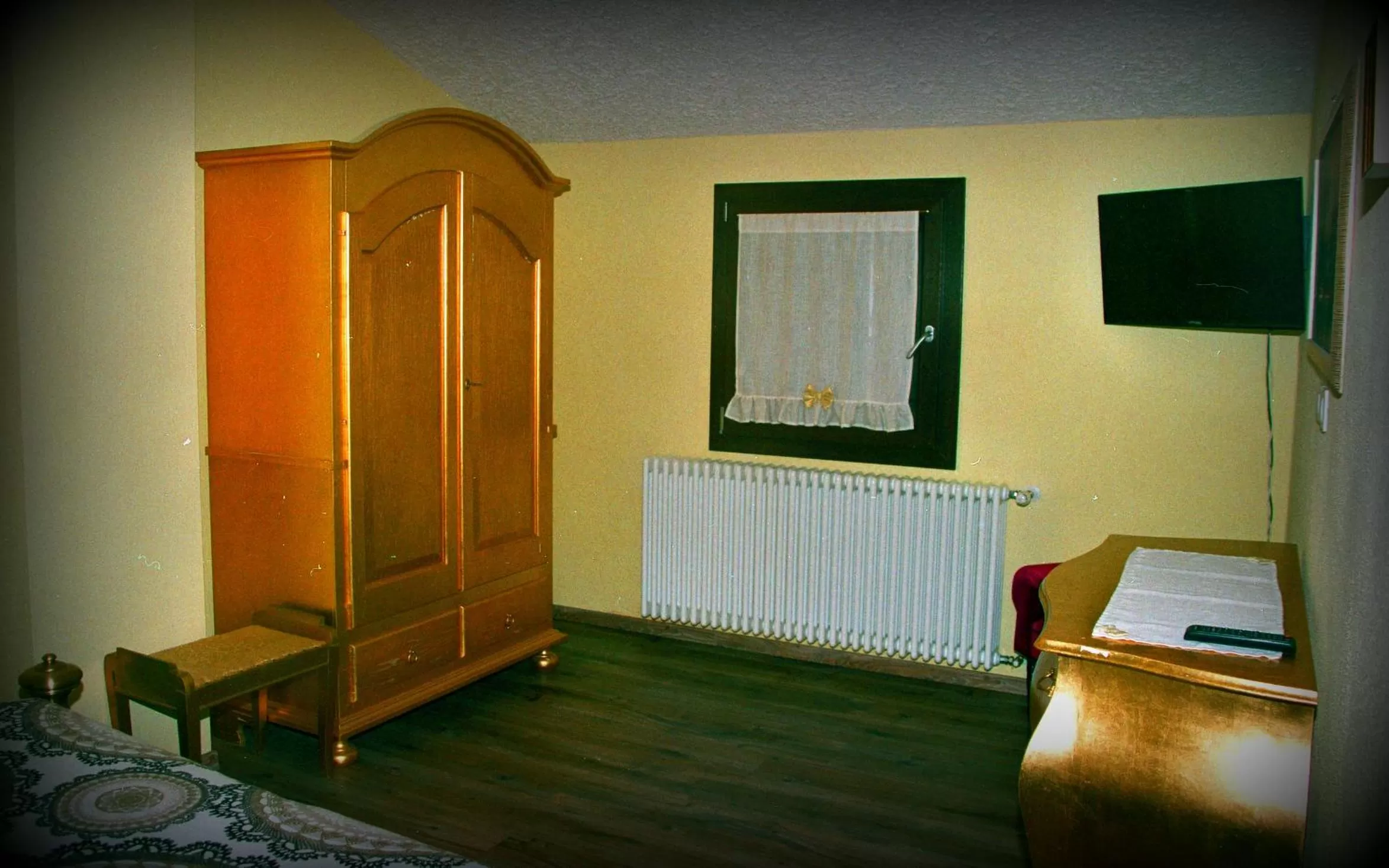 Decorative detail in Locanda del Viandante