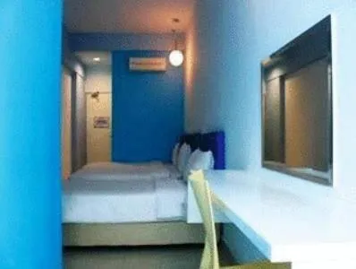 Photo of the whole room, Bed in YY38 Hotel