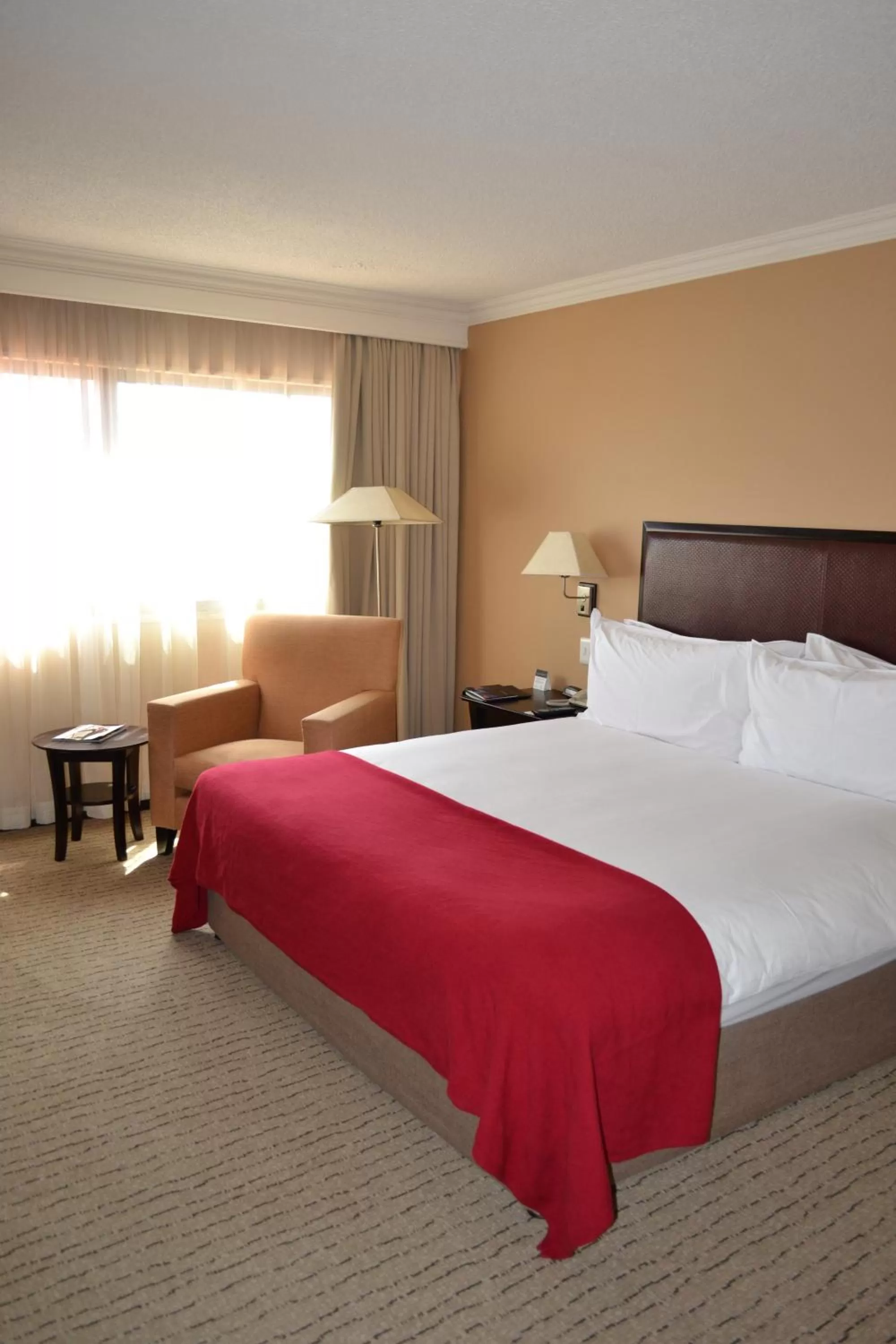 Bedroom, Bed in Southern Sun Pretoria