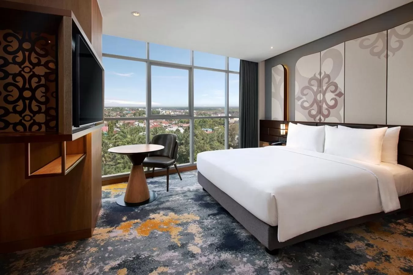 Photo of the whole room, Bed in Mercure Pangkalan Bun