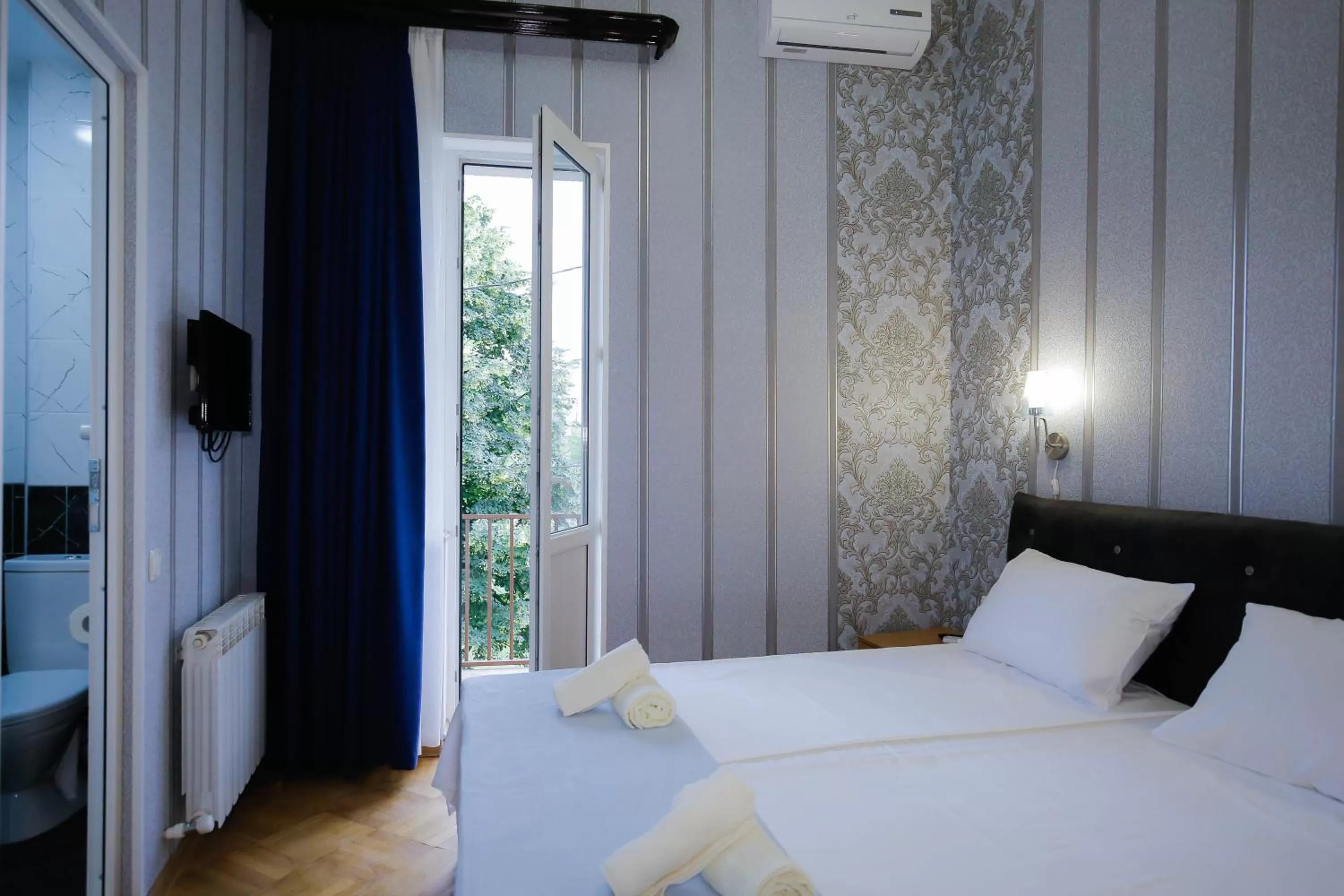 Bedroom, Bed in AnSeZa