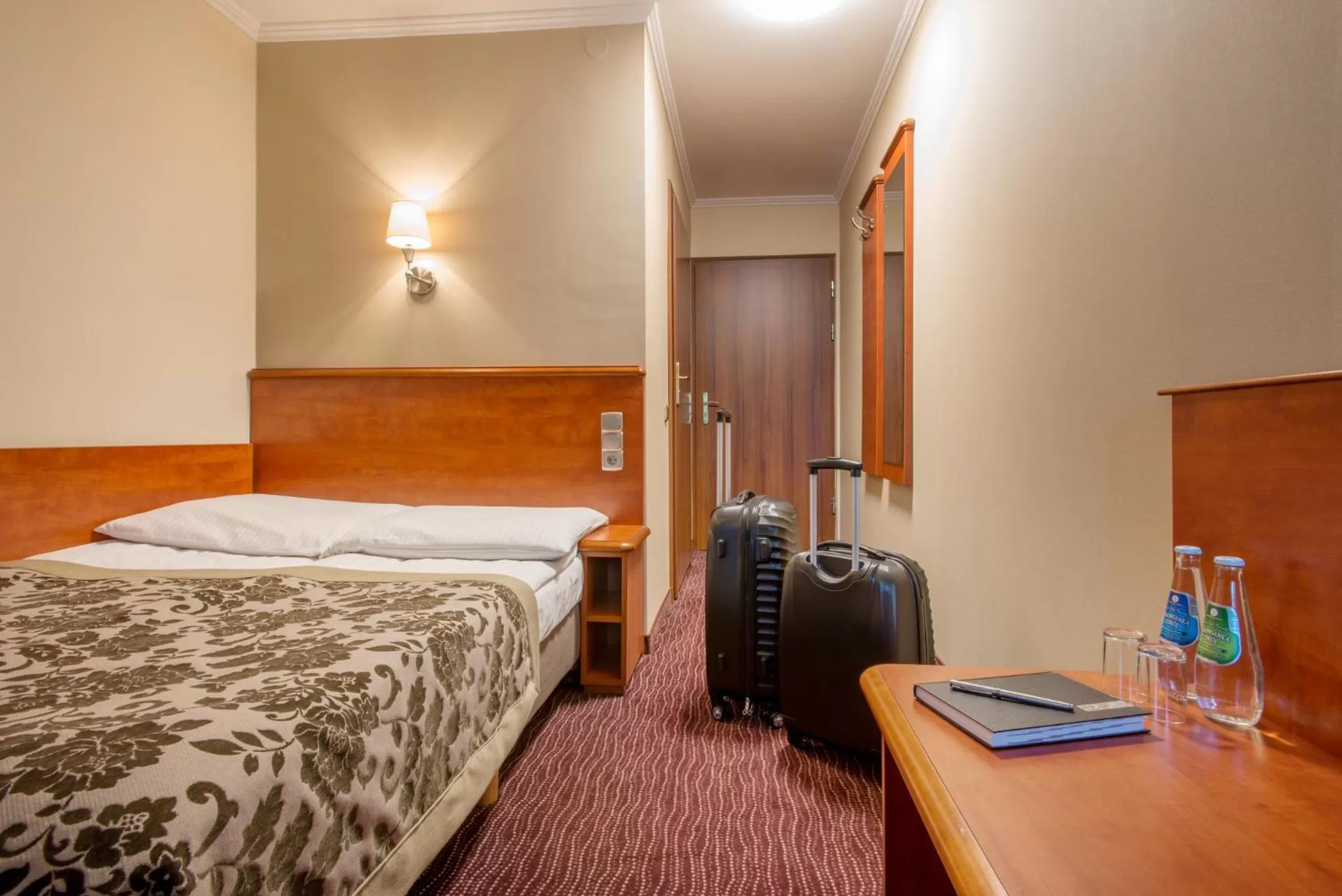 Photo of the whole room, Bed in Hotel Krakus