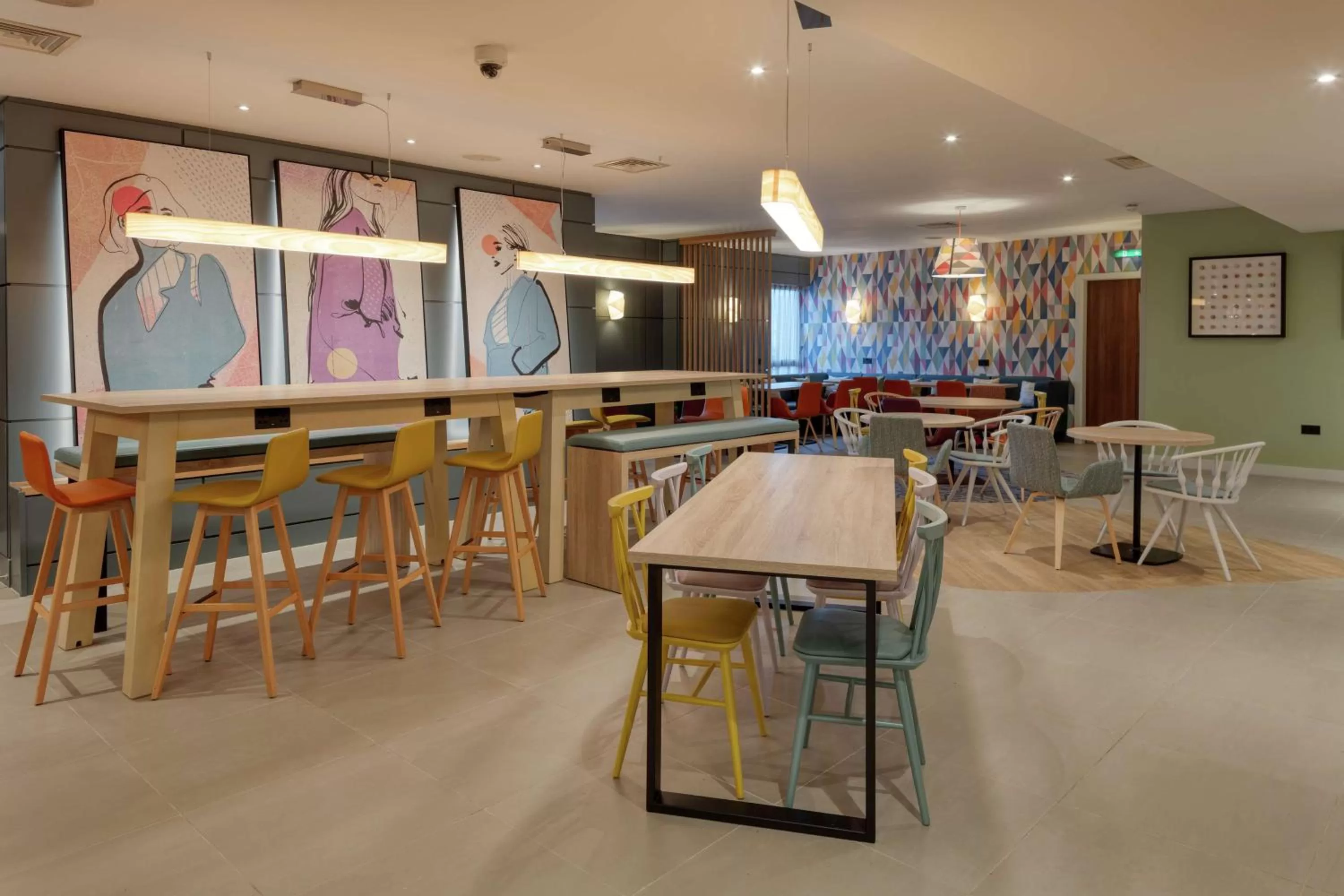 Seating area in Hampton by Hilton Corby