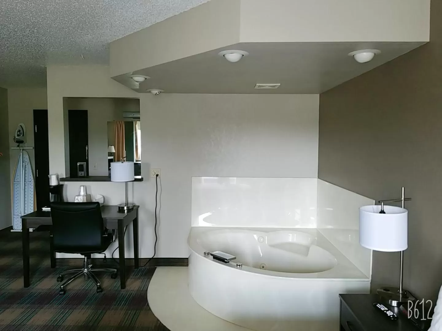 Bath in Super 8 by Wyndham Glenwood