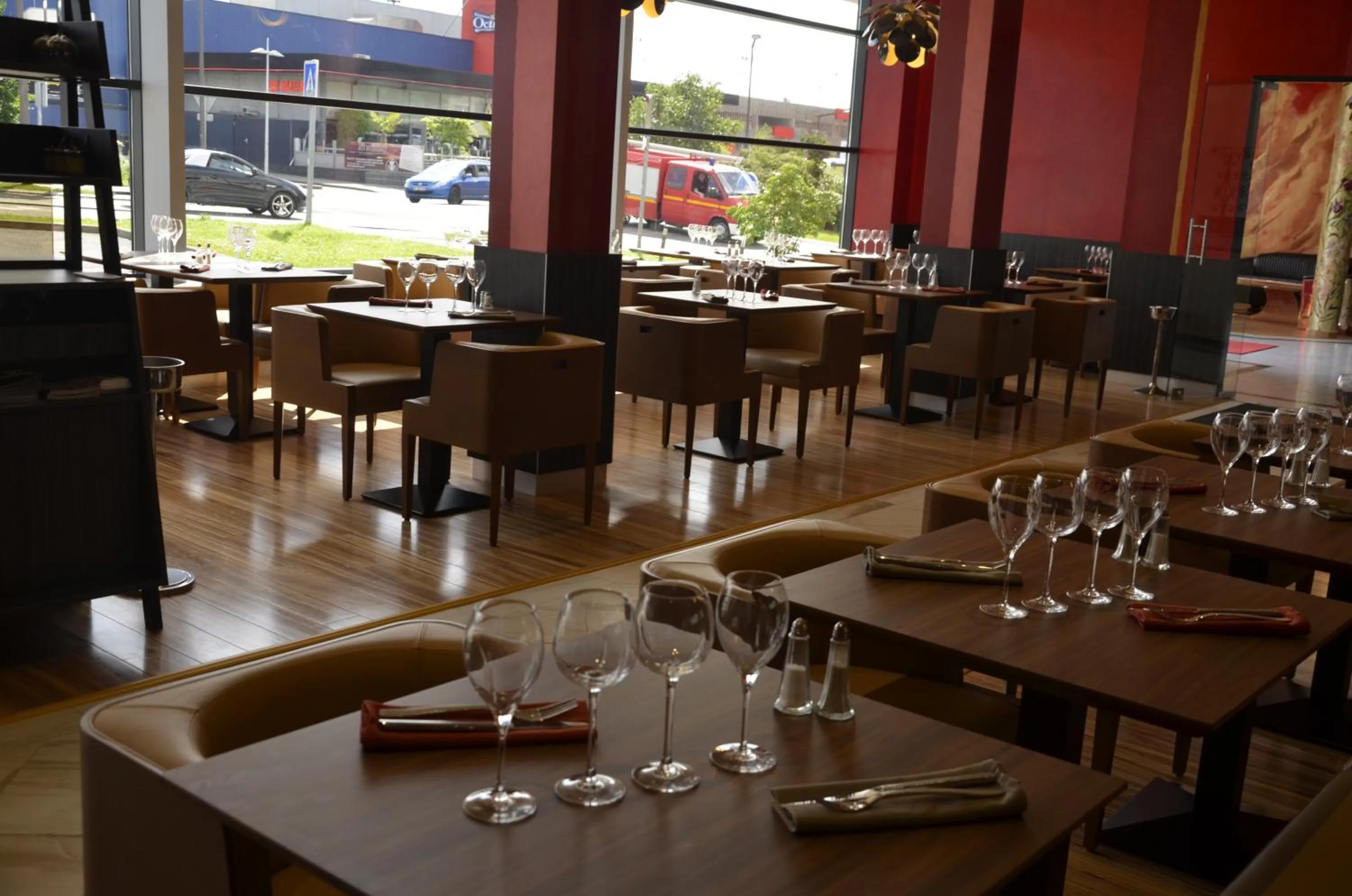 Restaurant/places to eat in Le Grand Hotel