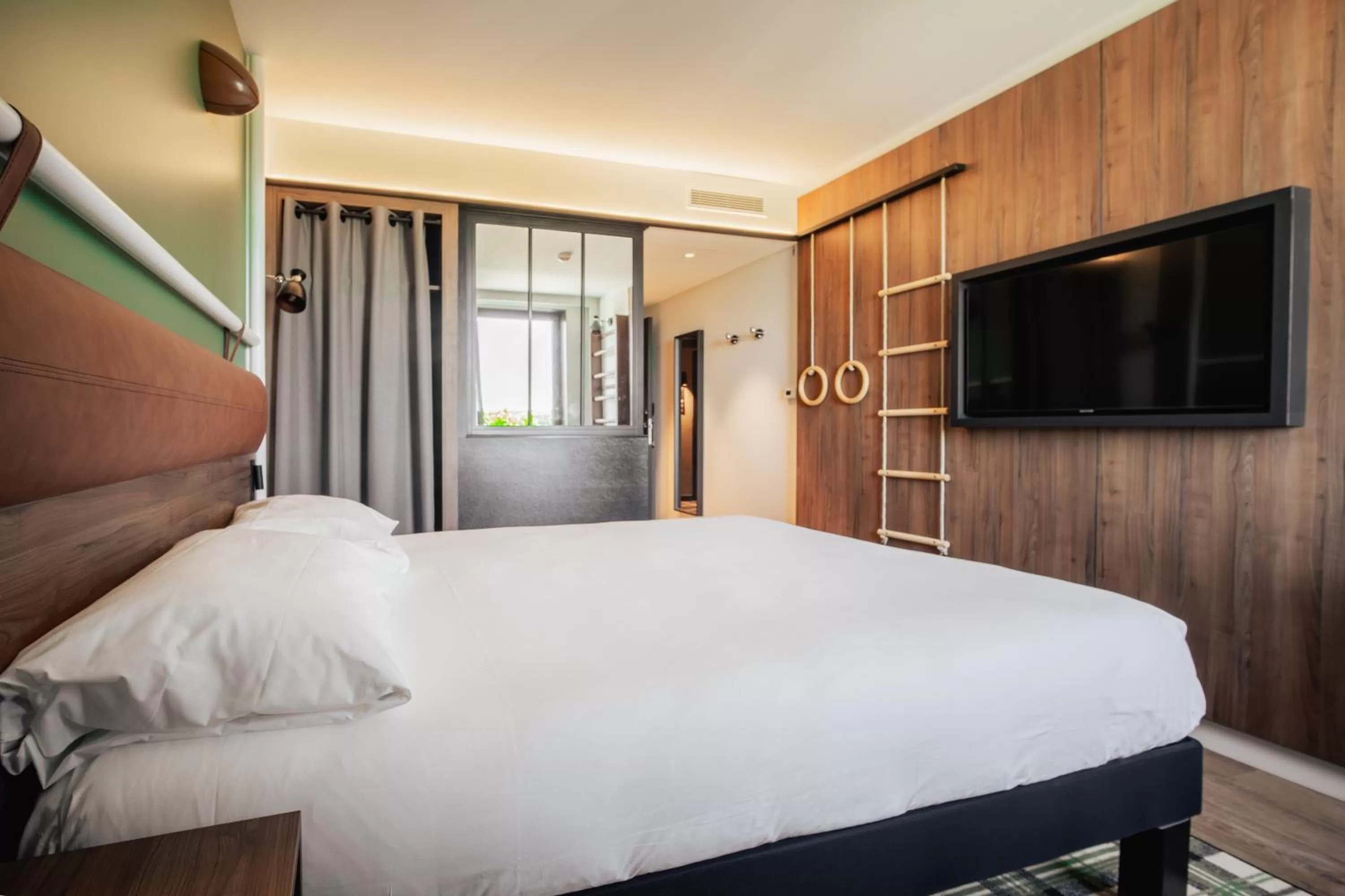 TV and multimedia, Bed in ibis Styles Castelnaudary