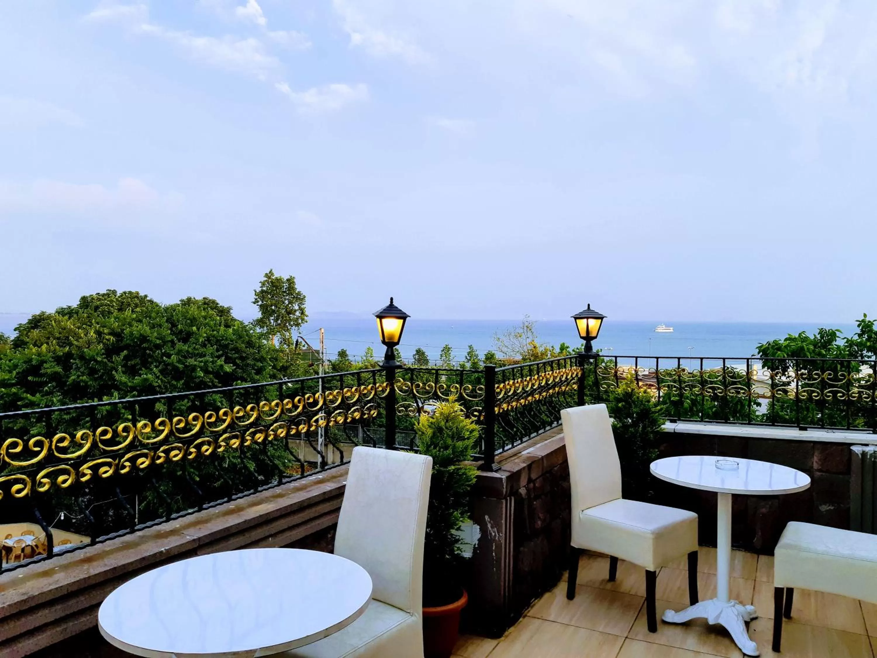 Balcony/Terrace in Harmony Hotel Istanbul & SPA