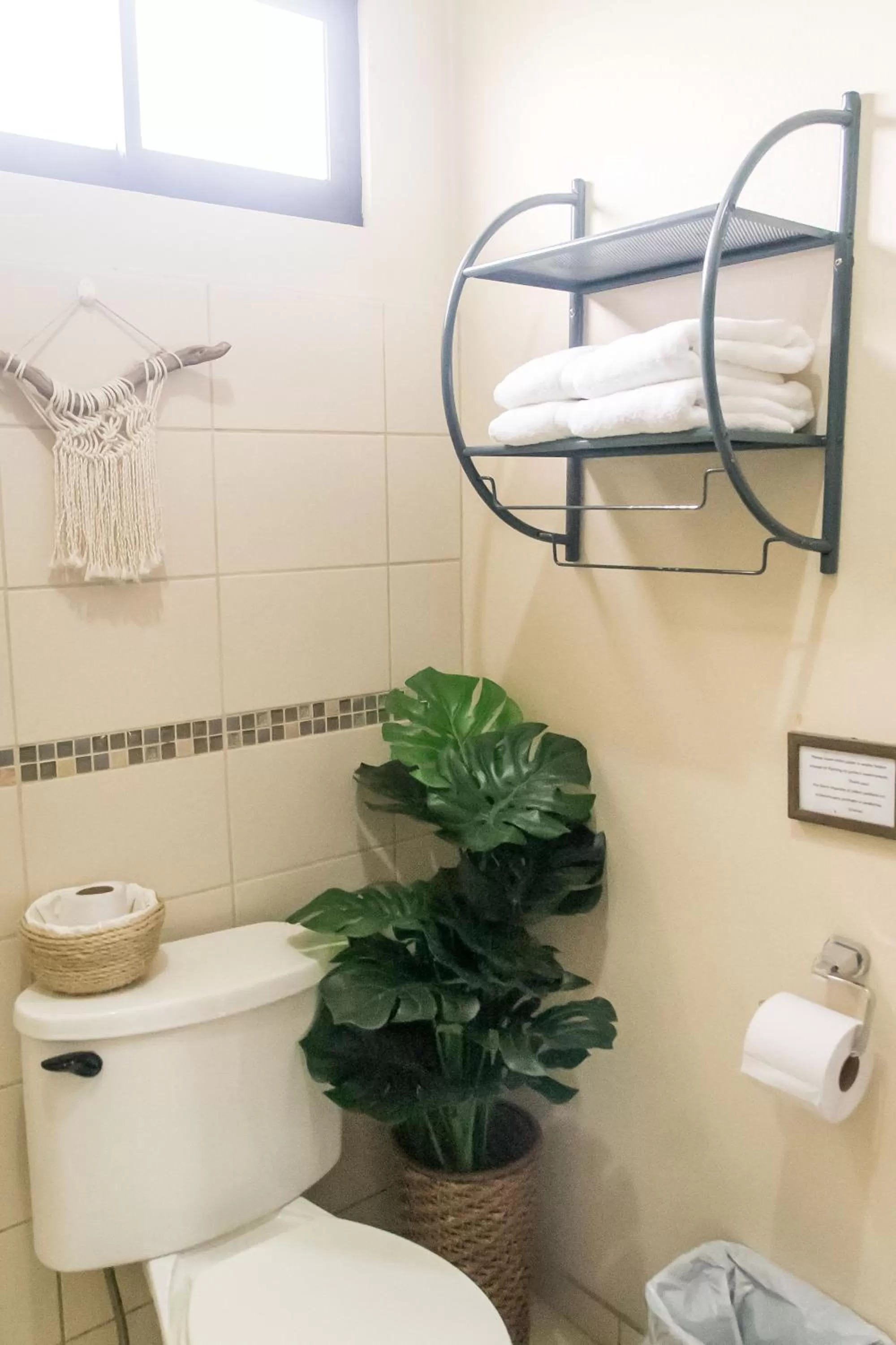 Bathroom in Terida Airport B&B