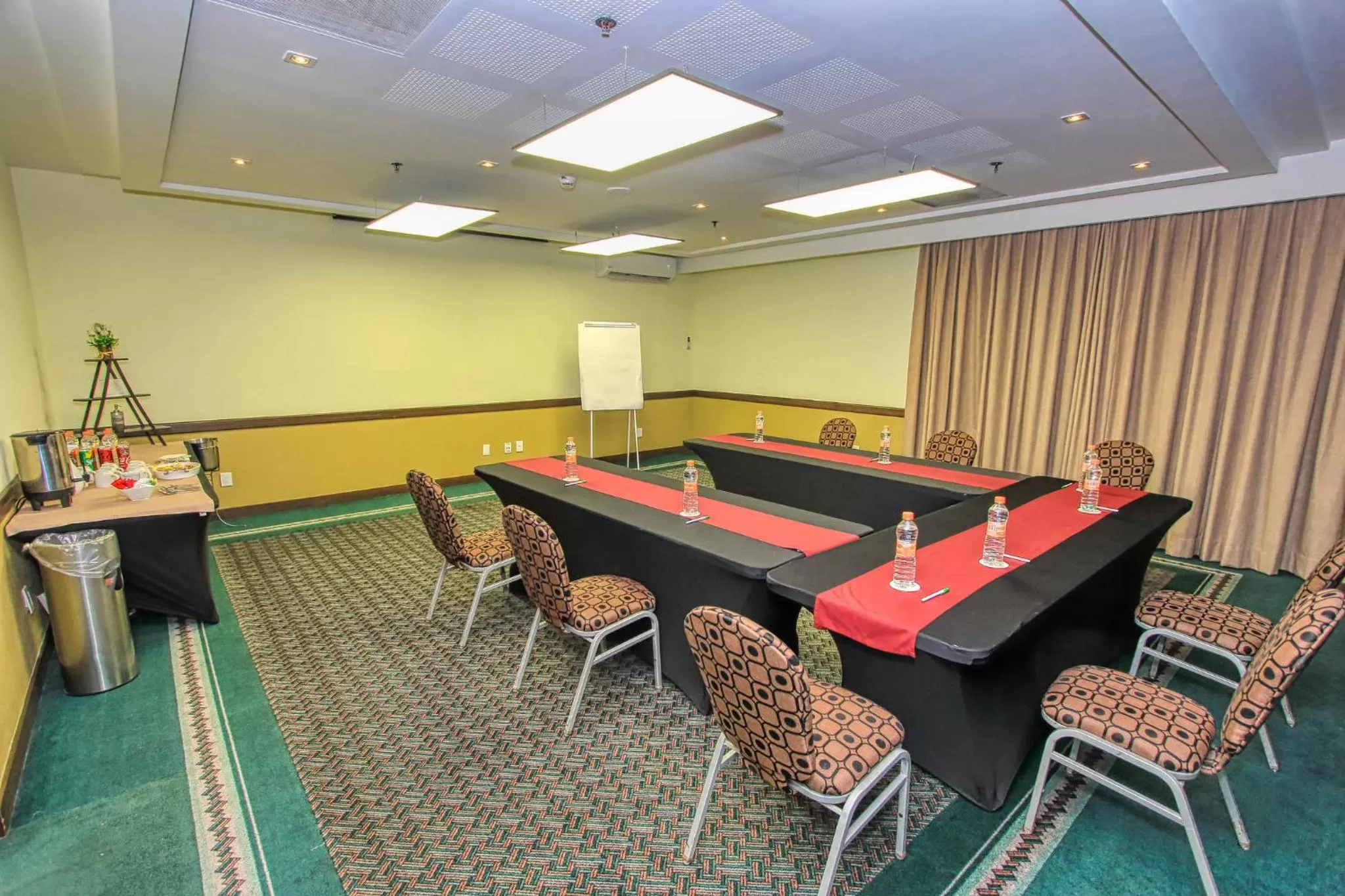 Meeting/conference room in Holiday Inn Leon by IHG