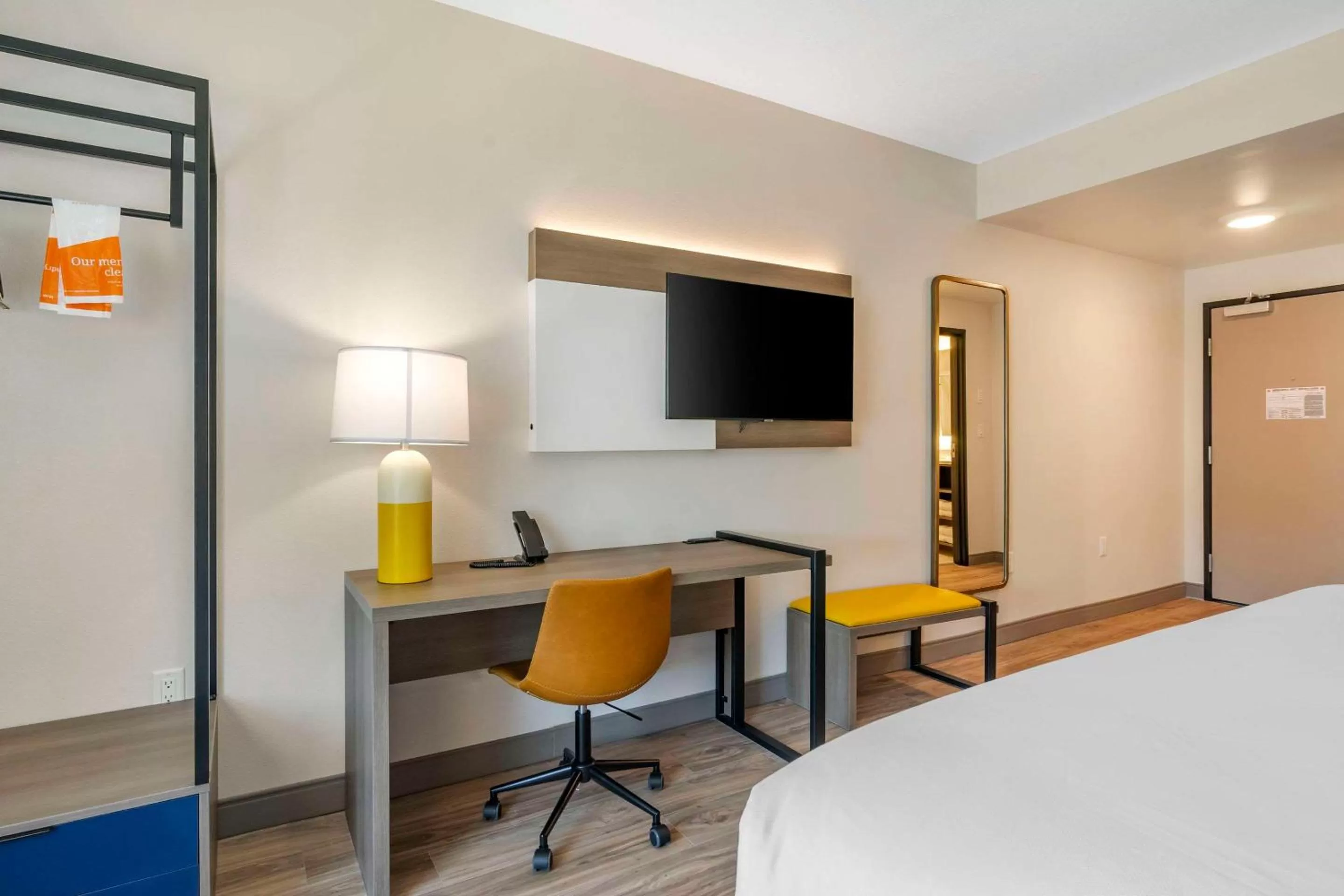 Bedroom, Bed in Comfort Inn & Suites New Port Richey Downtown District