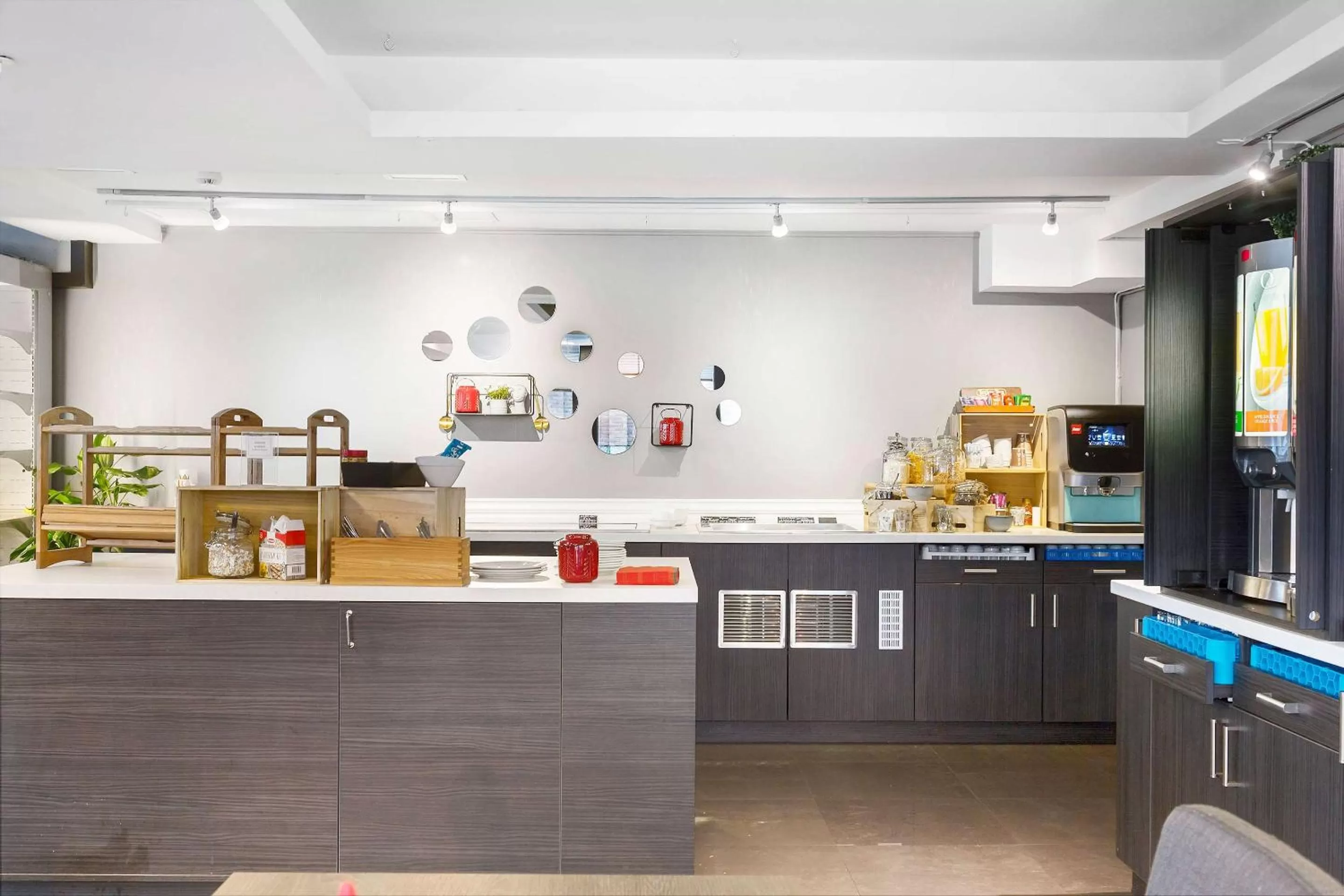 Restaurant/places to eat, Kitchen/Kitchenette in Sure Hotel by Best Western Haugesund