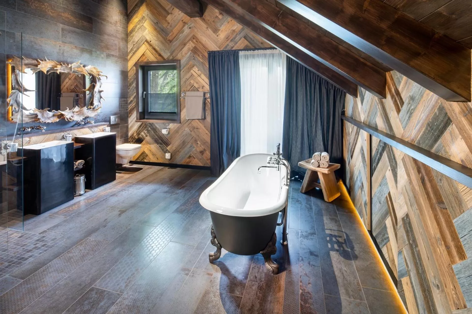 Shower in Timberjacks Kassel Motel