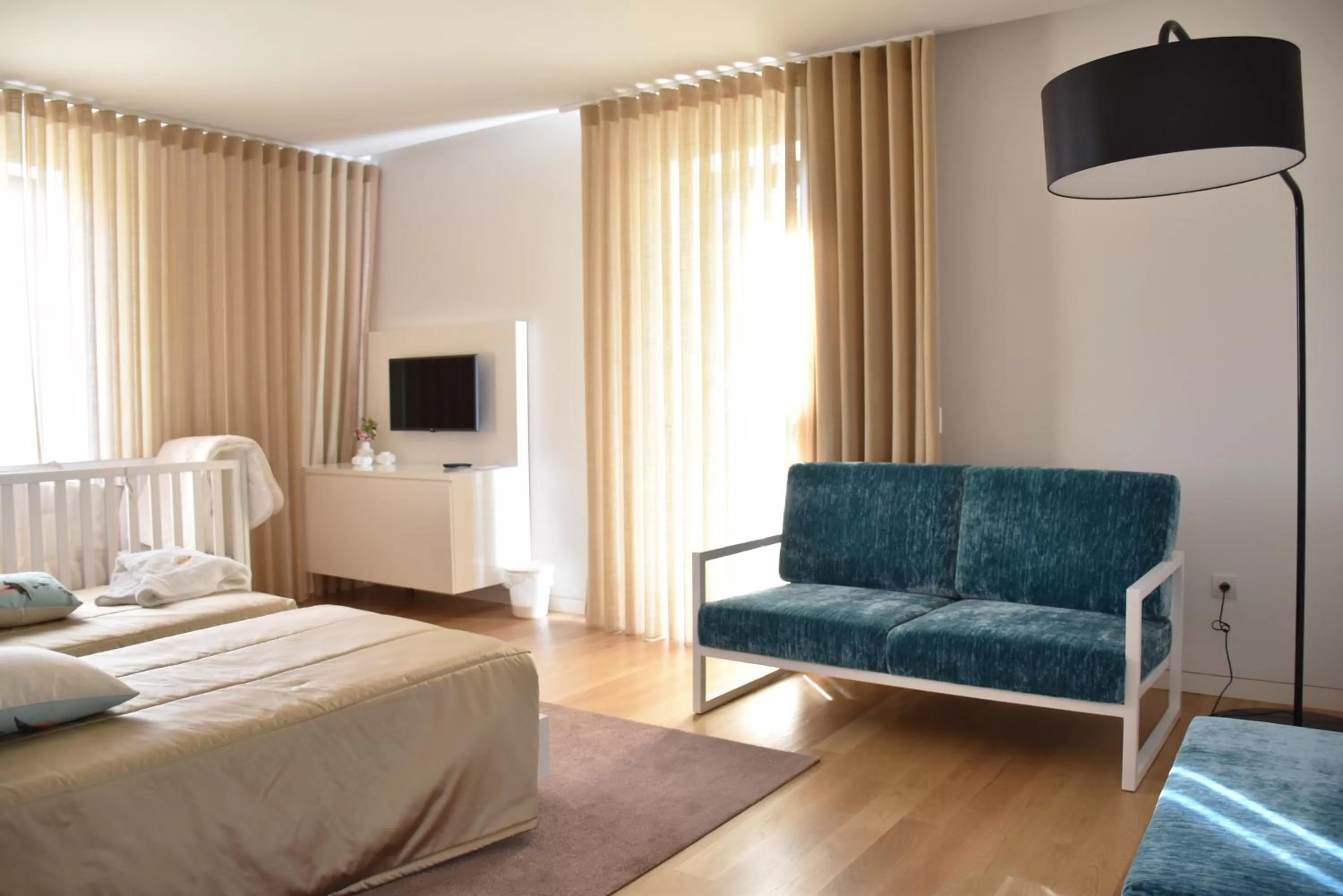 cot, Bed in Hotel Rural Quinta das Quintães