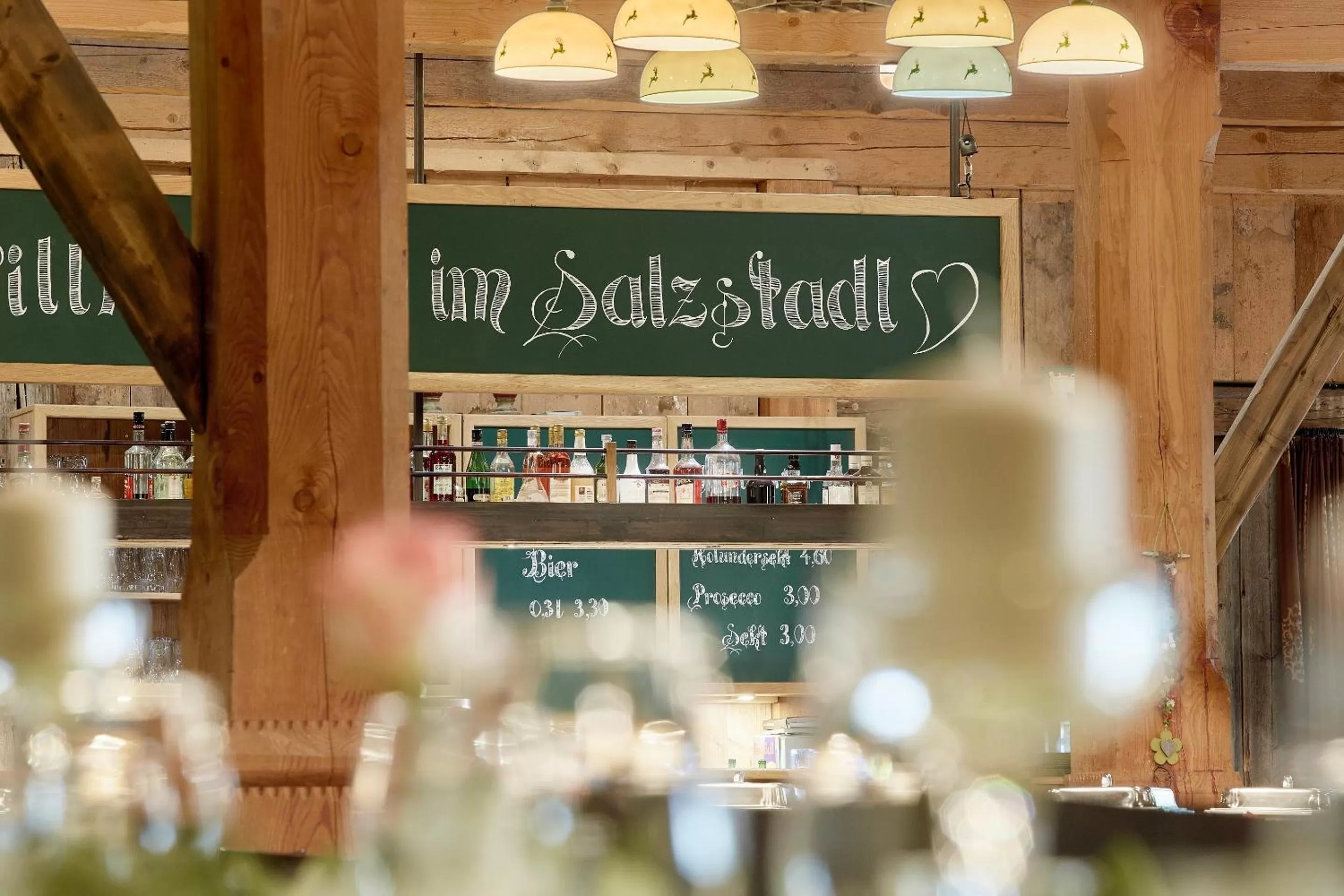 Restaurant/places to eat in Gasthof Salzstadl