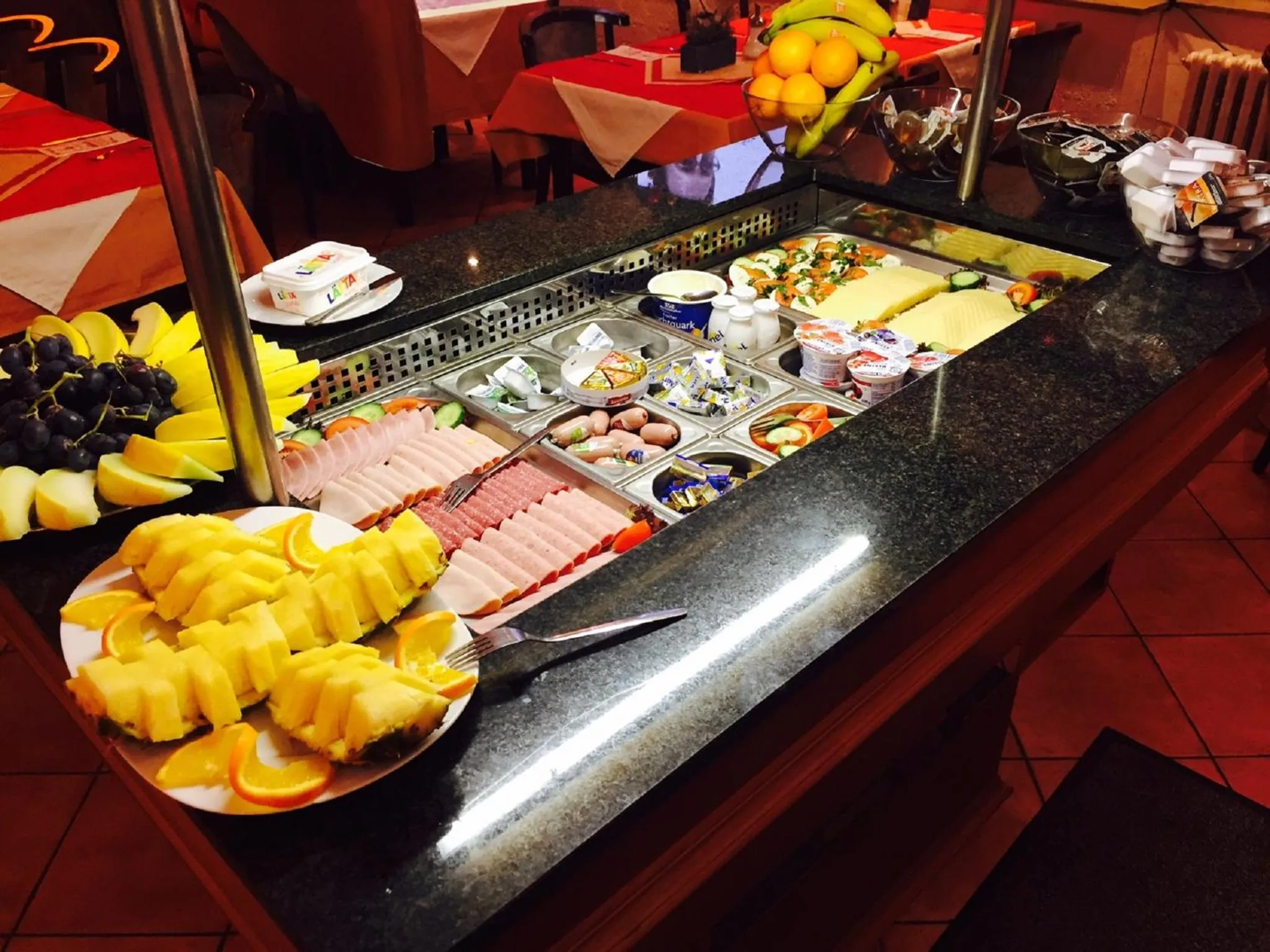 Buffet breakfast in Hotel Kunibert der Fiese - Superior