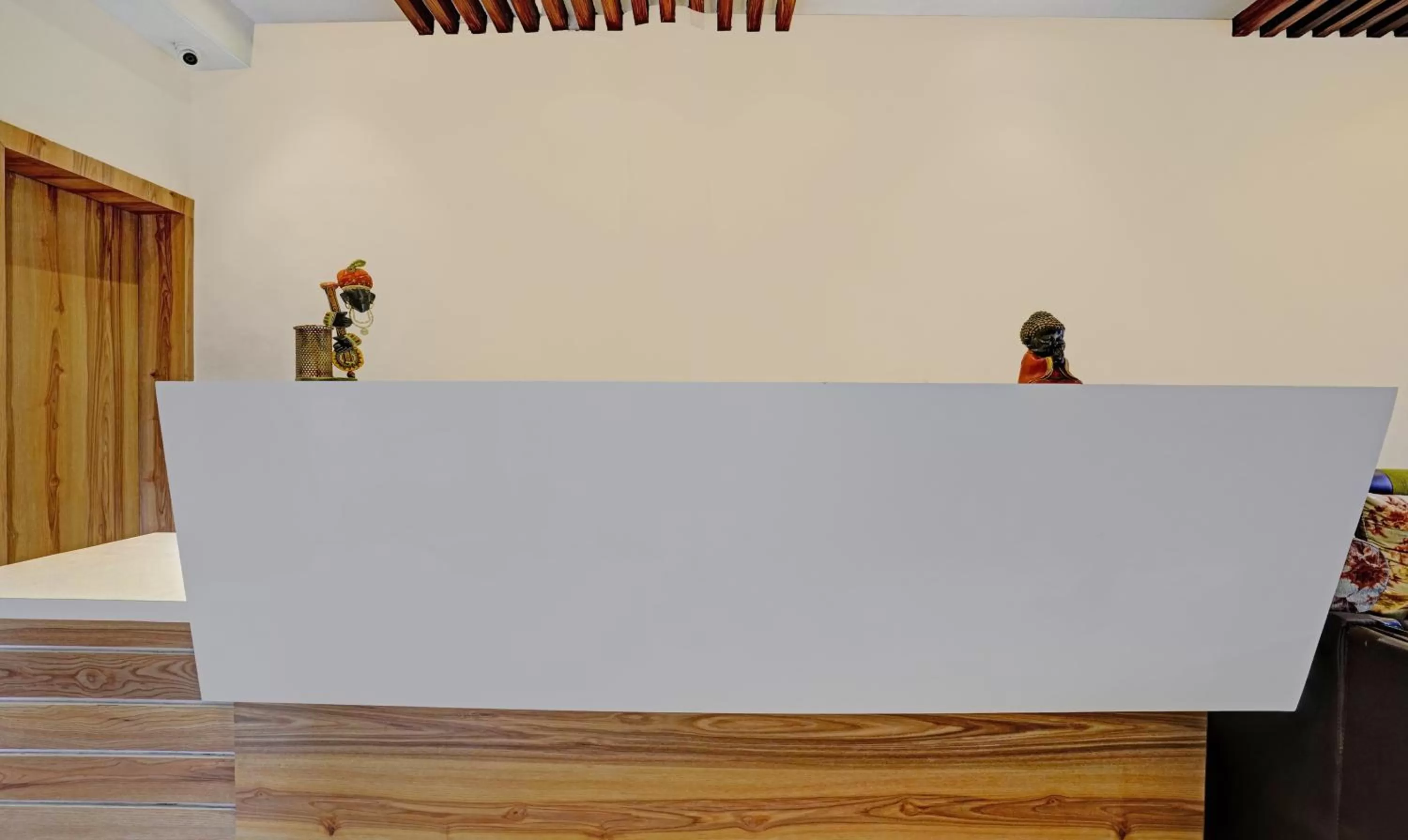 Lobby or reception in Itsy By Treebo - Radhika Ex