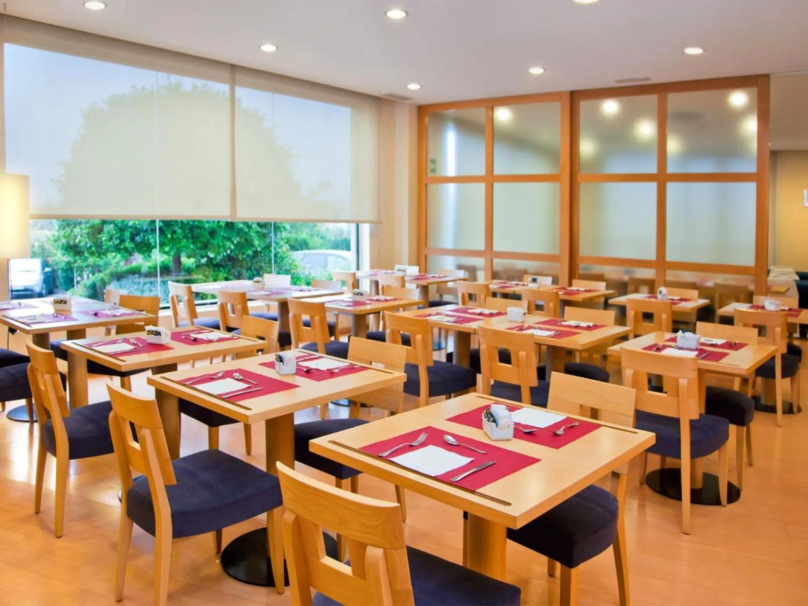 Restaurant/places to eat in Flag Hotel Valencia