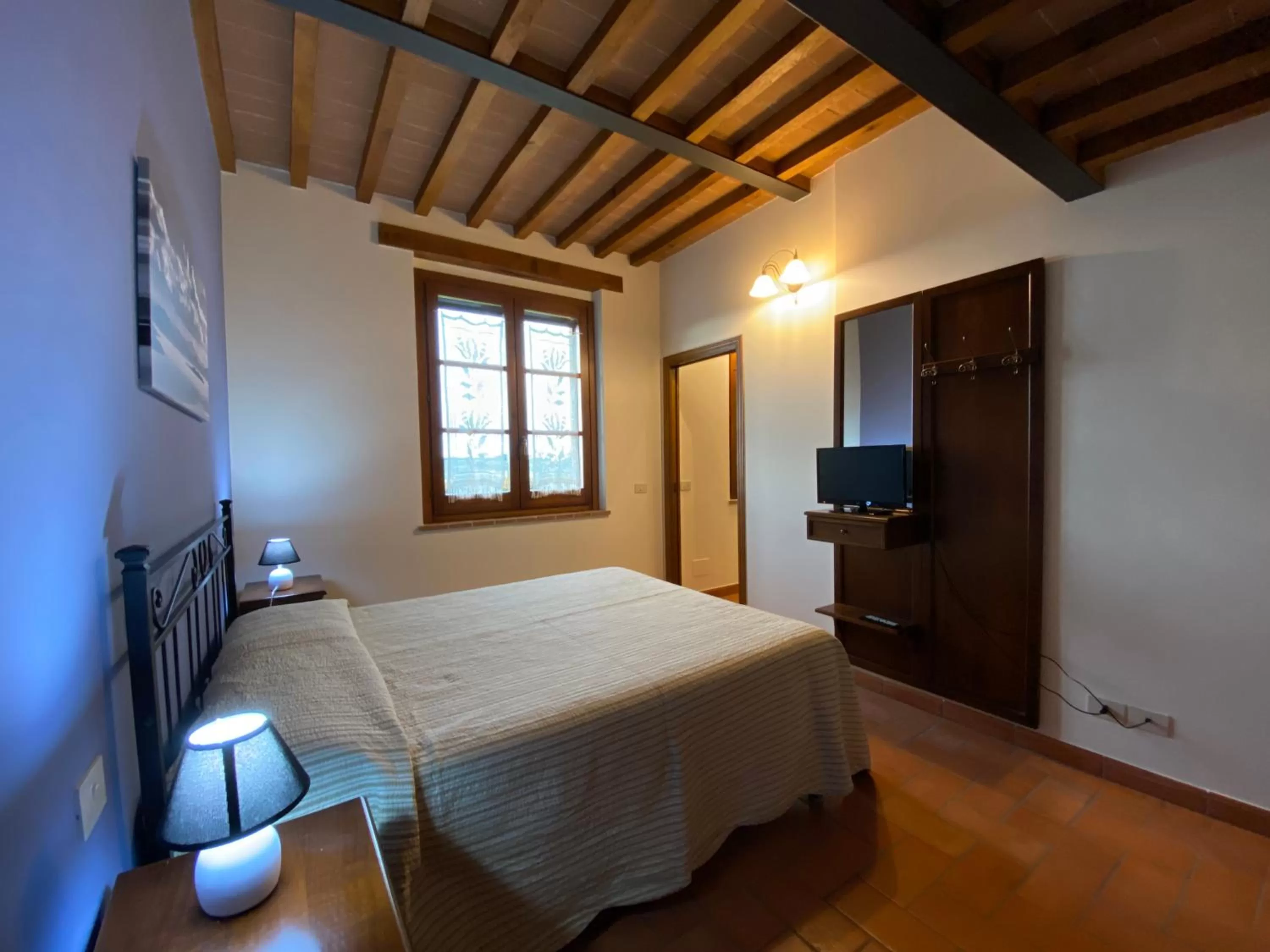 Photo of the whole room, Bed in Agriturismo Tenuta Badia