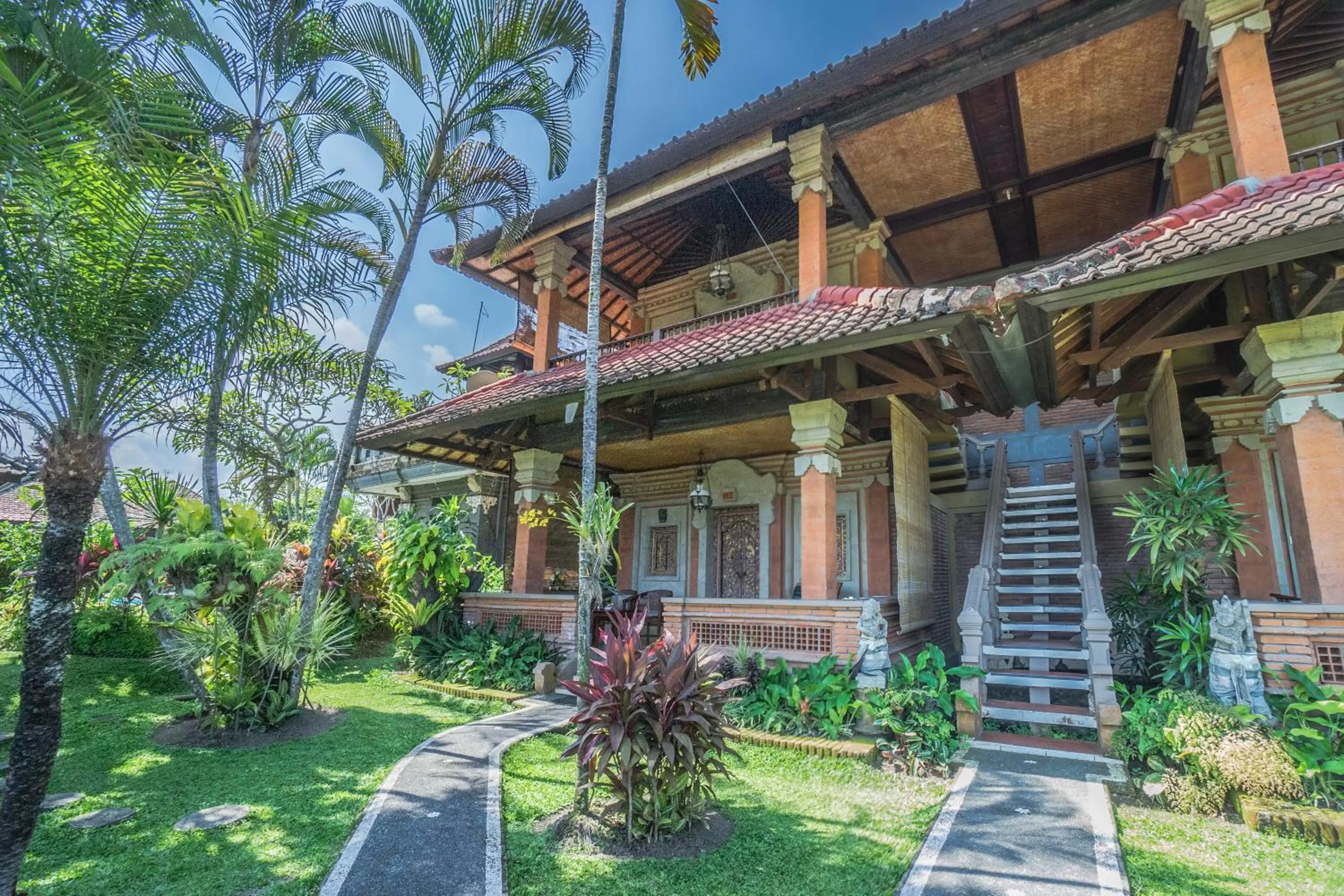 Property building in Cendana Resort & Spa by Mahaputra