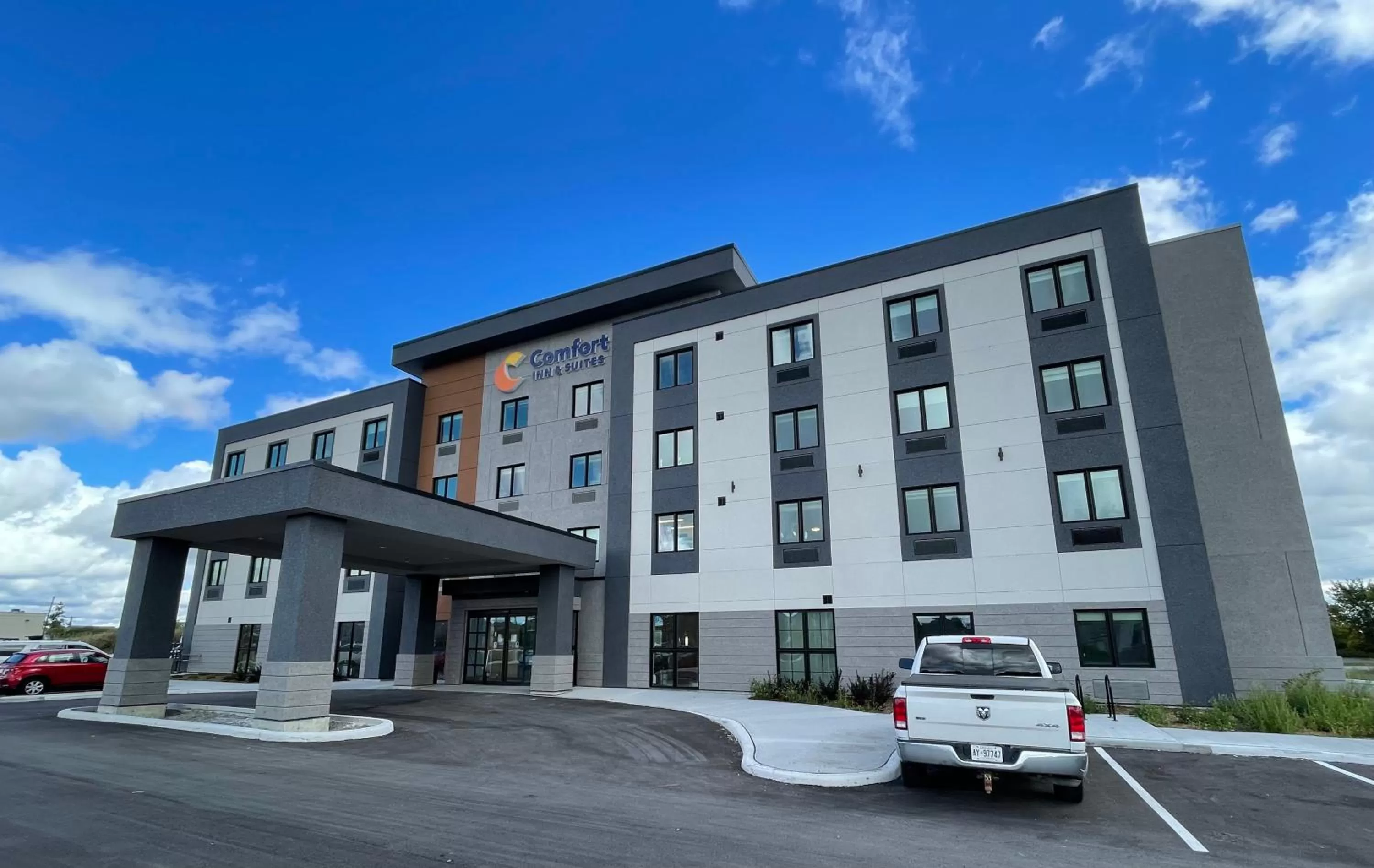 Property building in Comfort Inn & Suites