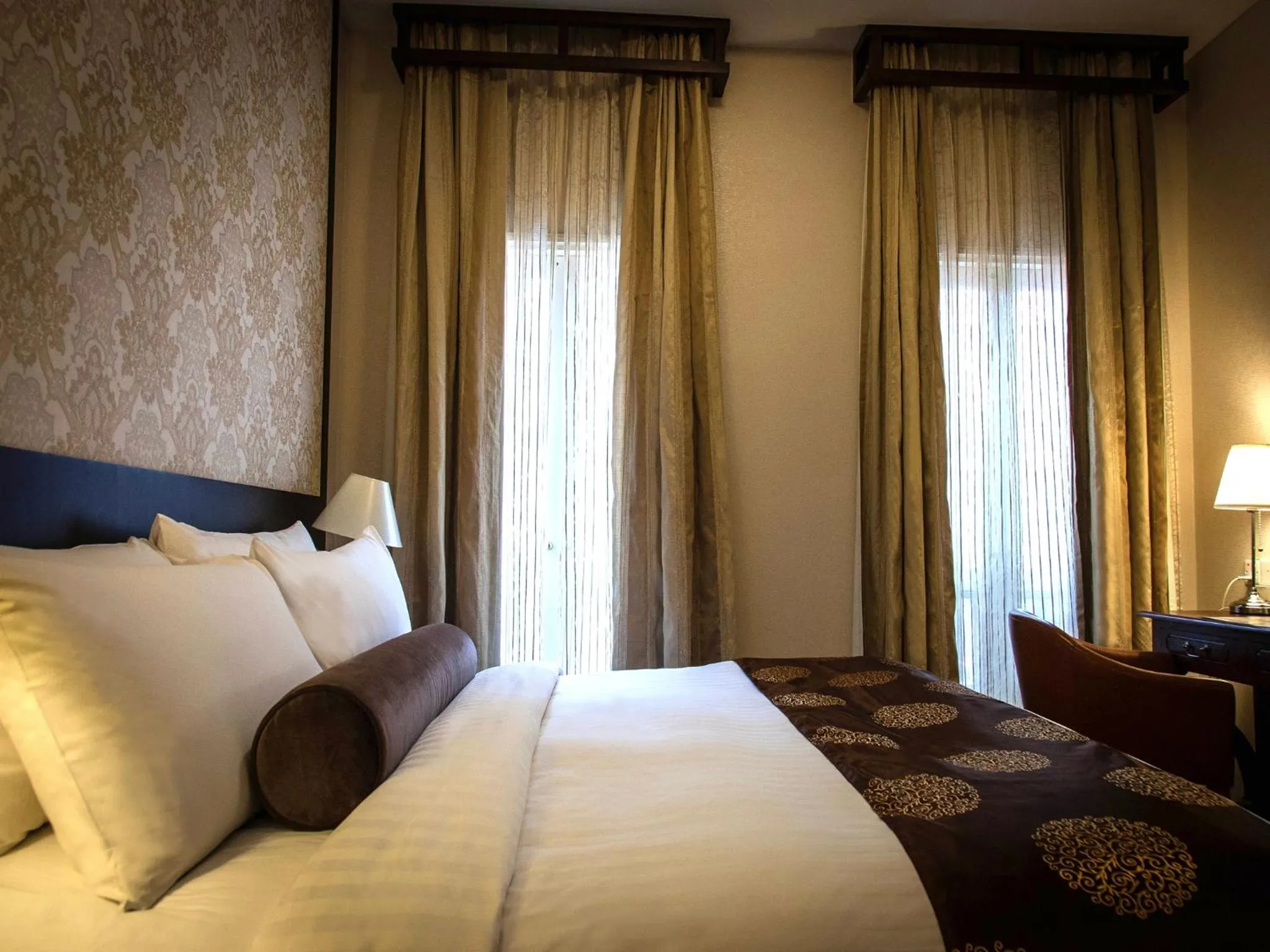 Bedroom, Bed in Village Hotel Albert Court by Far East Hospitality